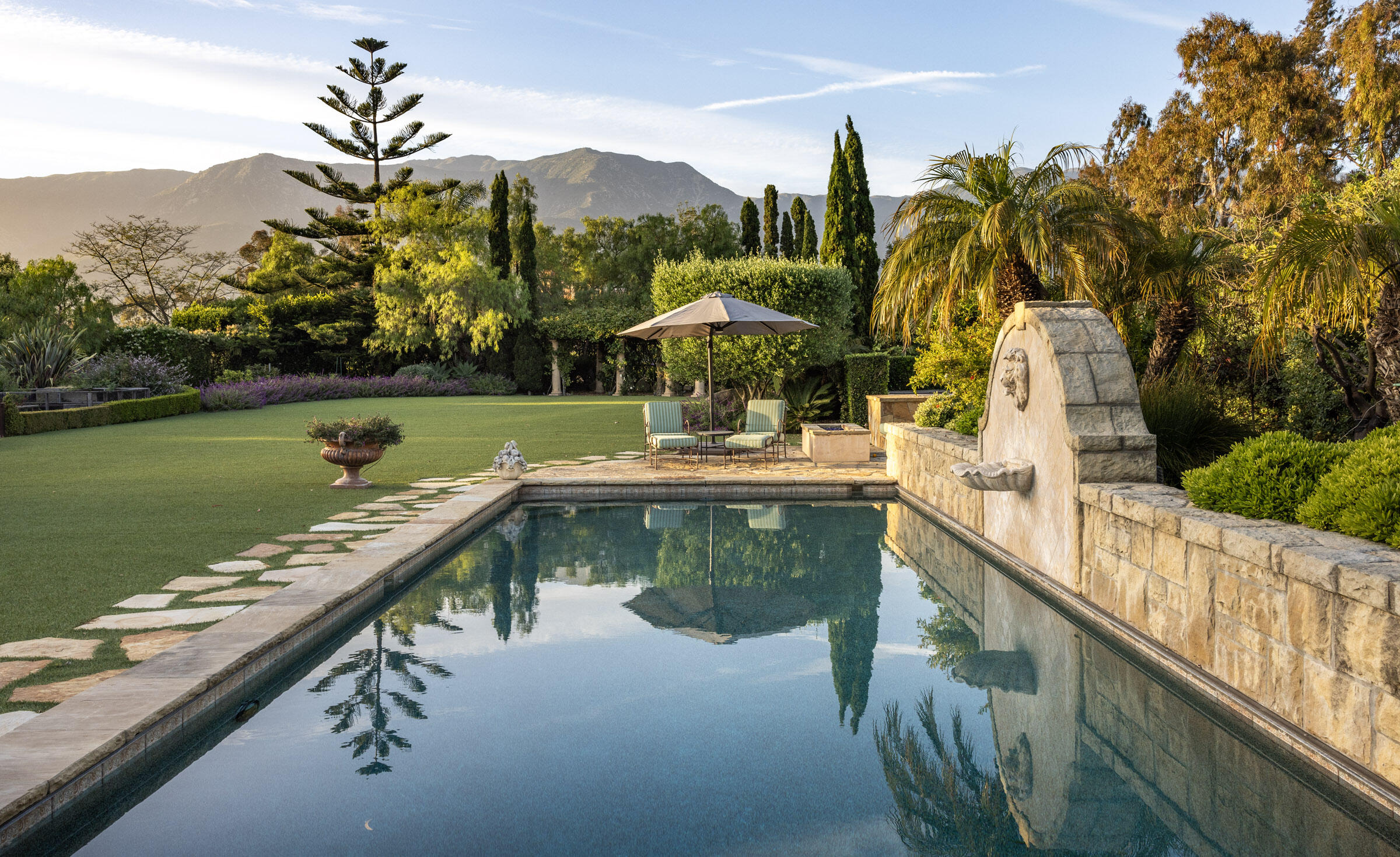 280 Las Entradas Drive