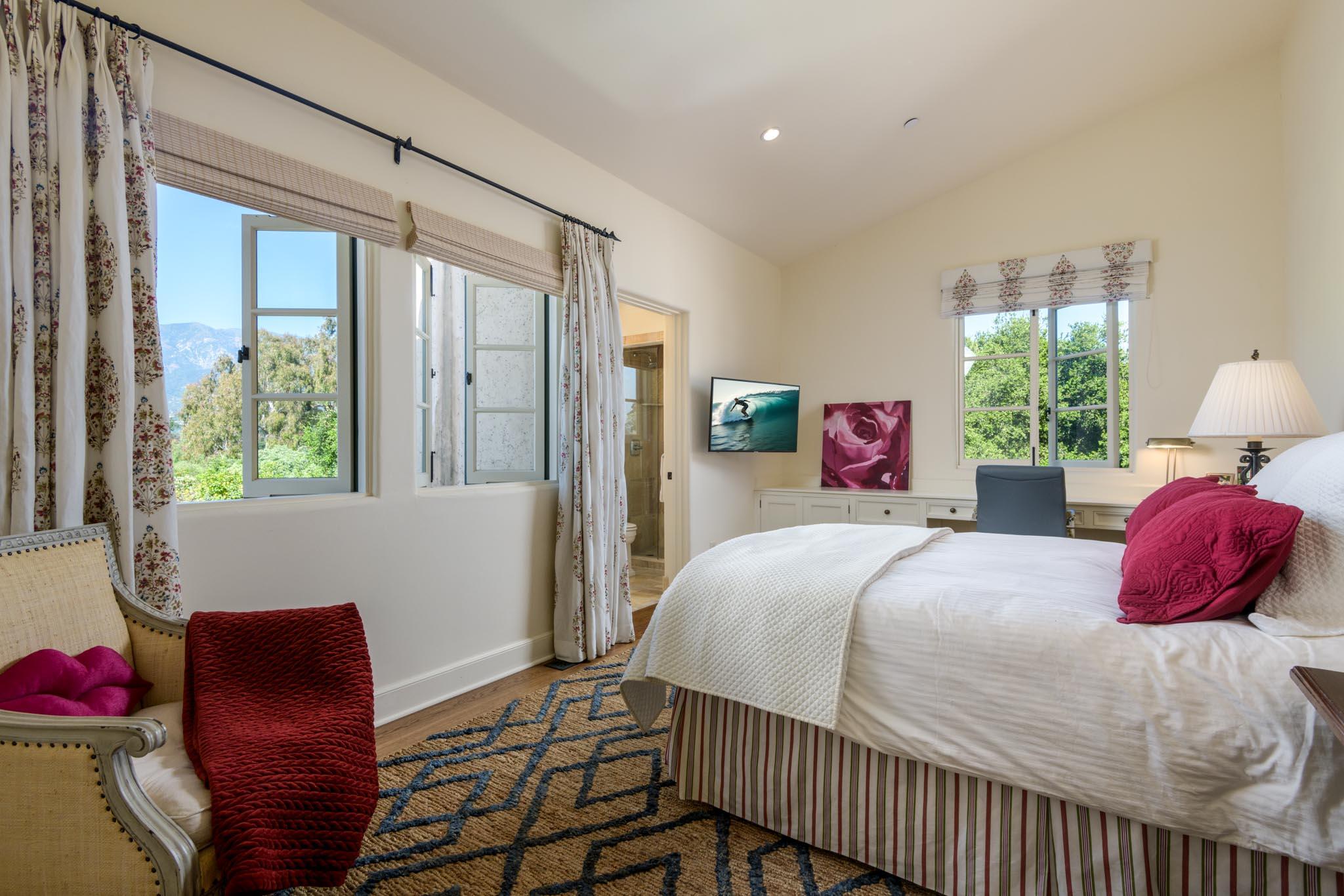 280 Las Entradas Drive