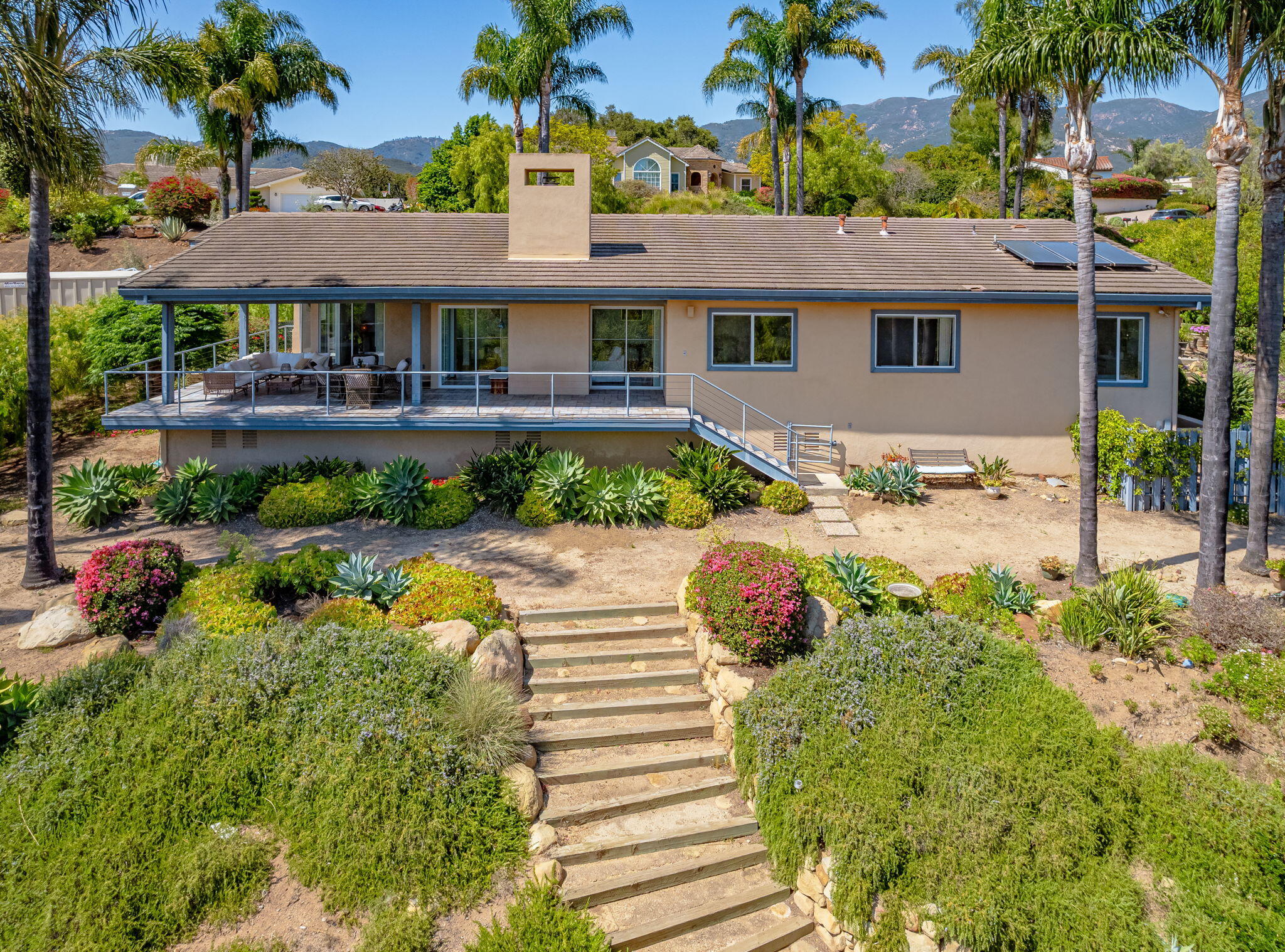 1047 Via Los Padres