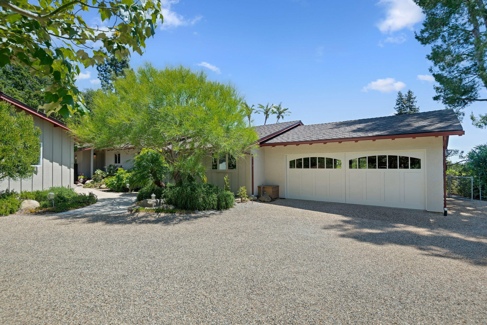1400 Holiday Hill Road