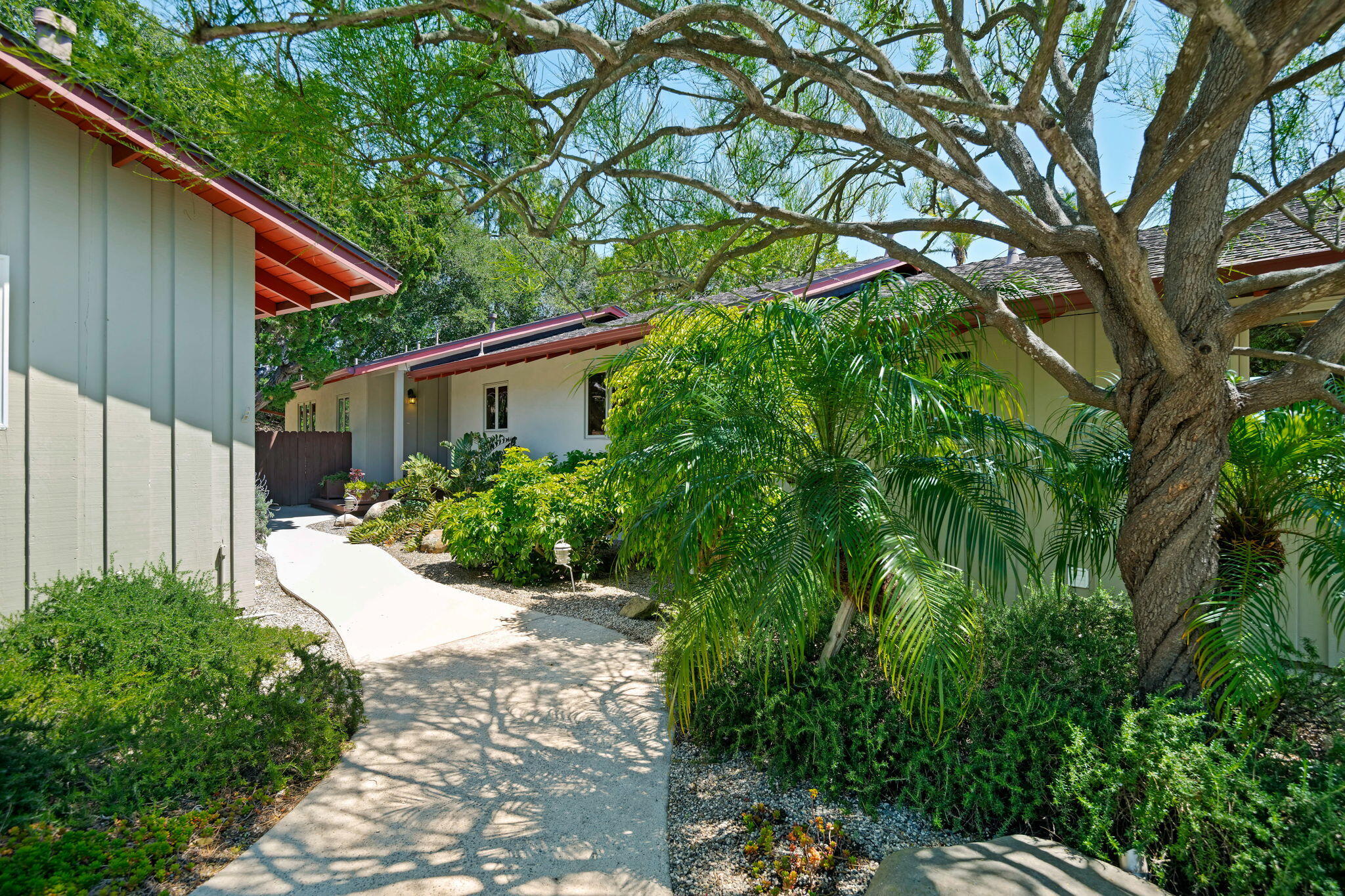 1400 Holiday Hill Road