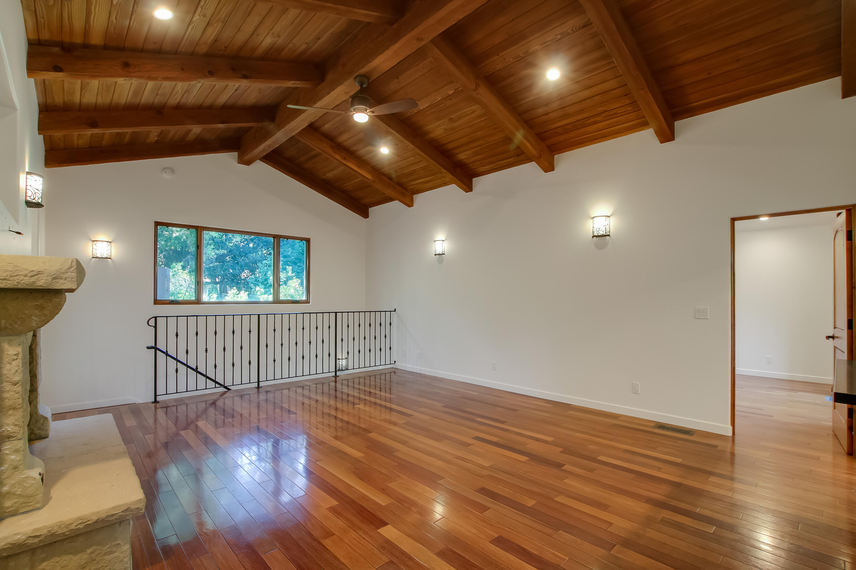 731 E Anapamu Street