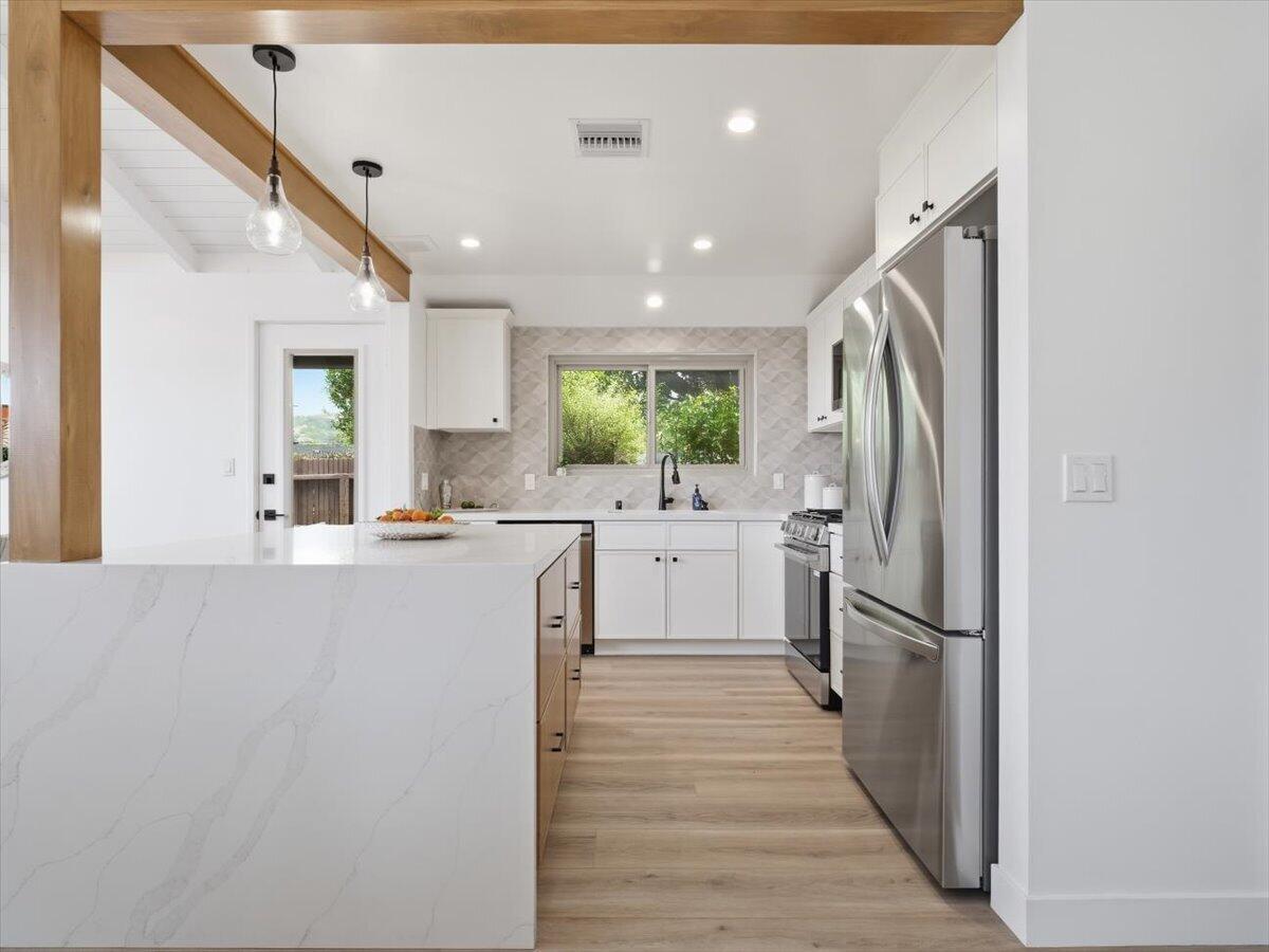 2732 Miradero Drive