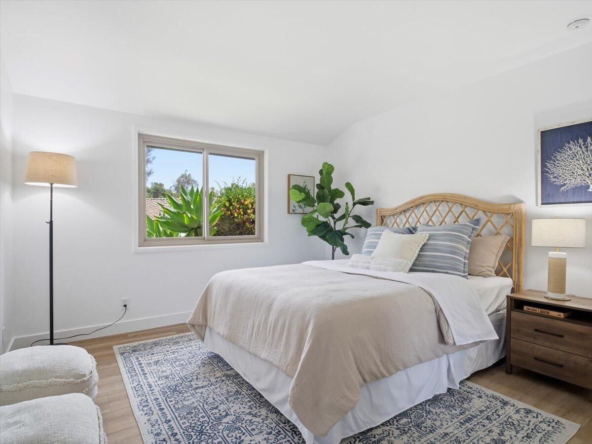 2732 Miradero Drive