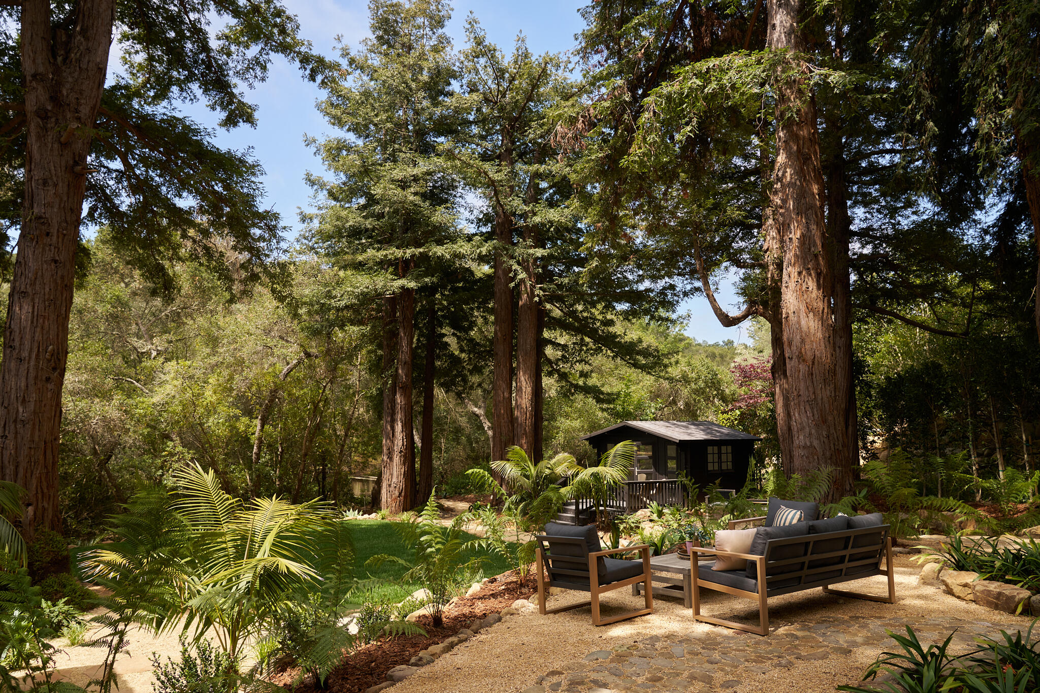 921 El Rancho Road