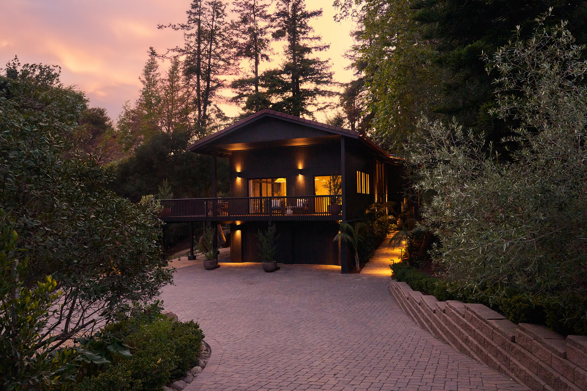 921 El Rancho Road