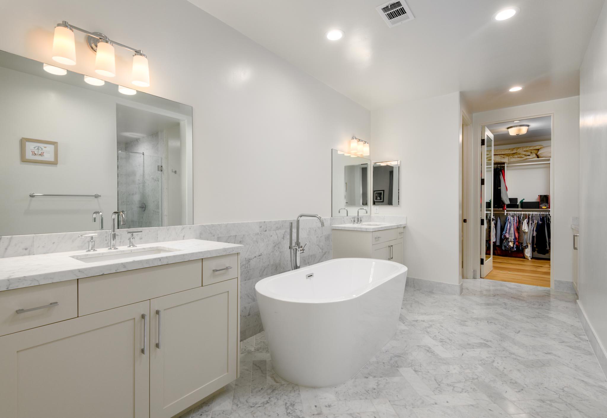 3722 State Street Unit 311
