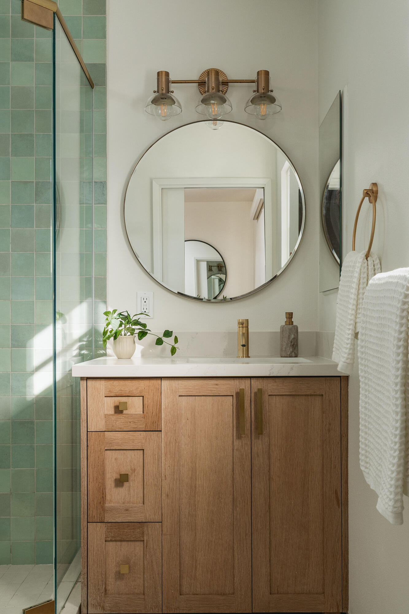 1437 San Miguel Avenue