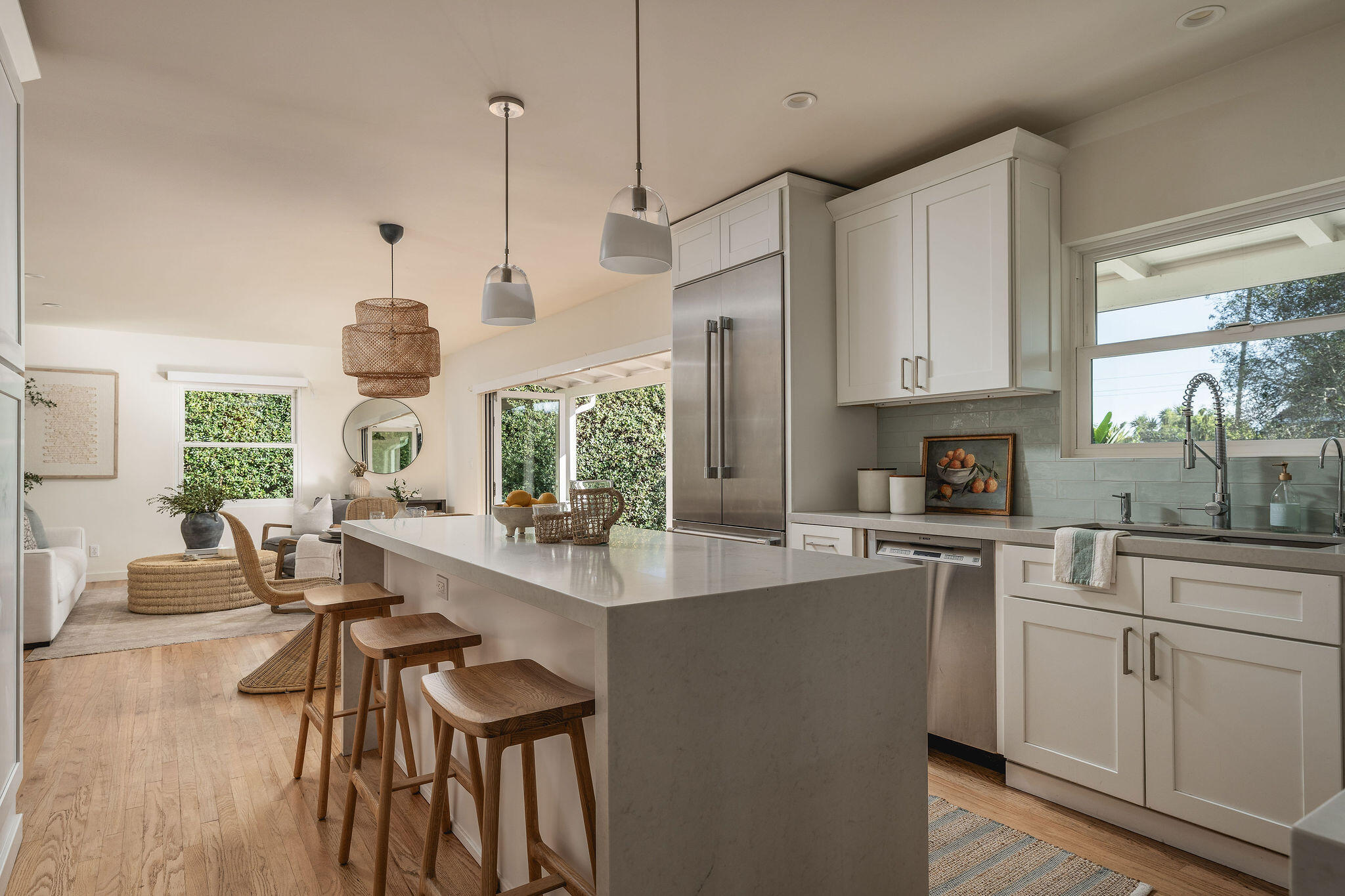 1437 San Miguel Avenue