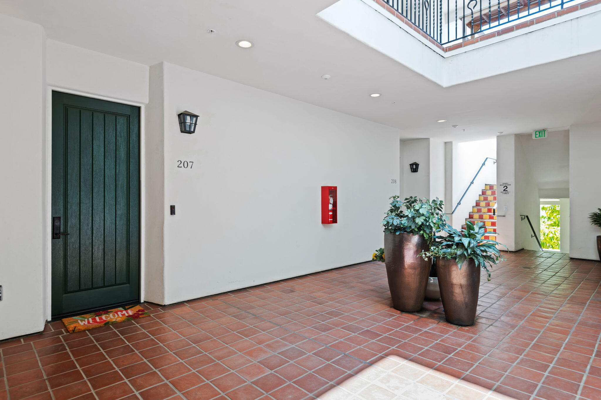 3724 State Street 207
