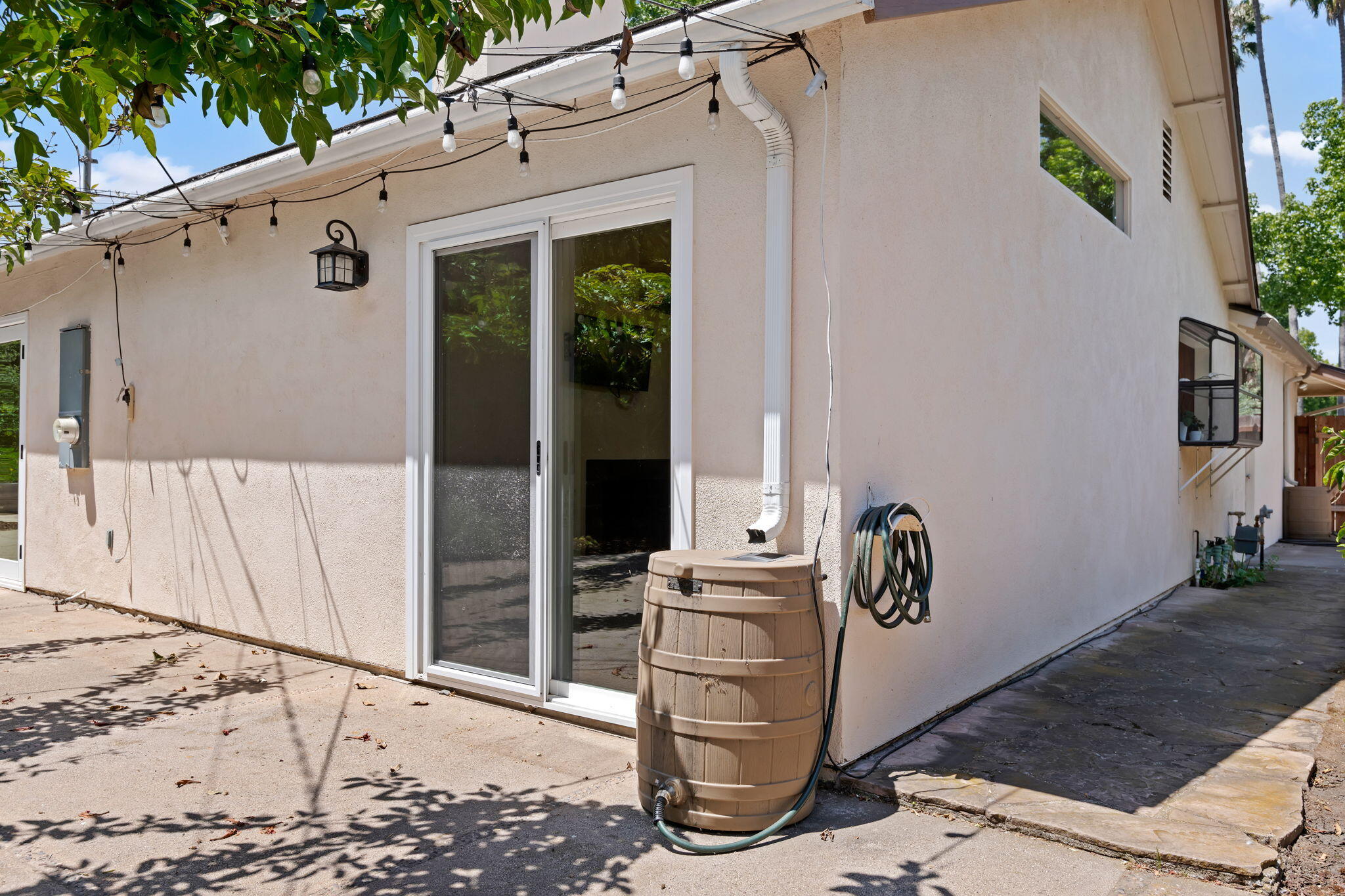 5549 Huntington Drive