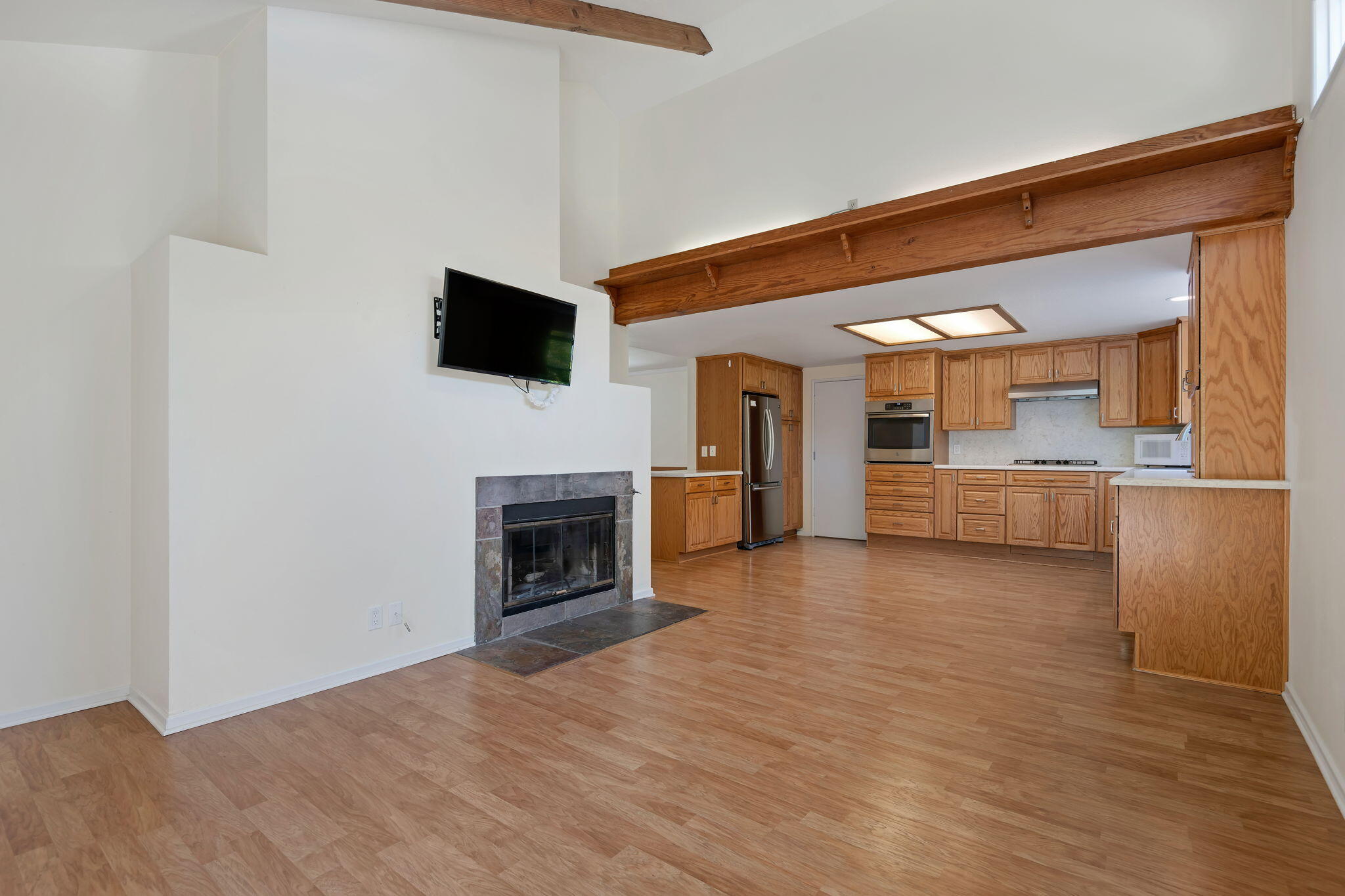 5549 Huntington Drive