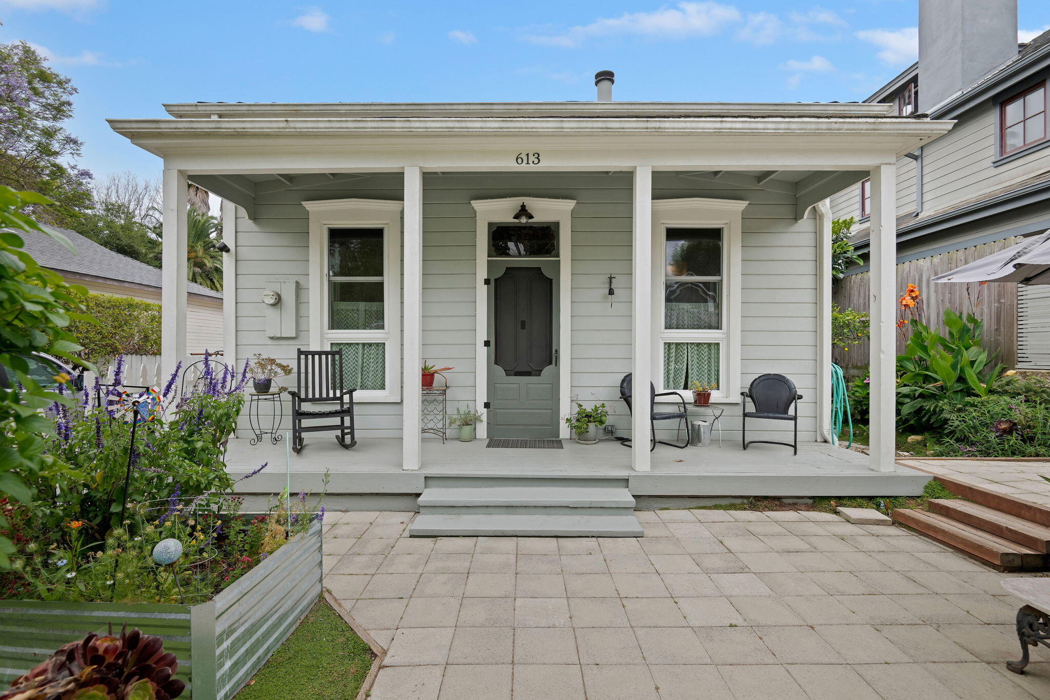 613 Coronel Place