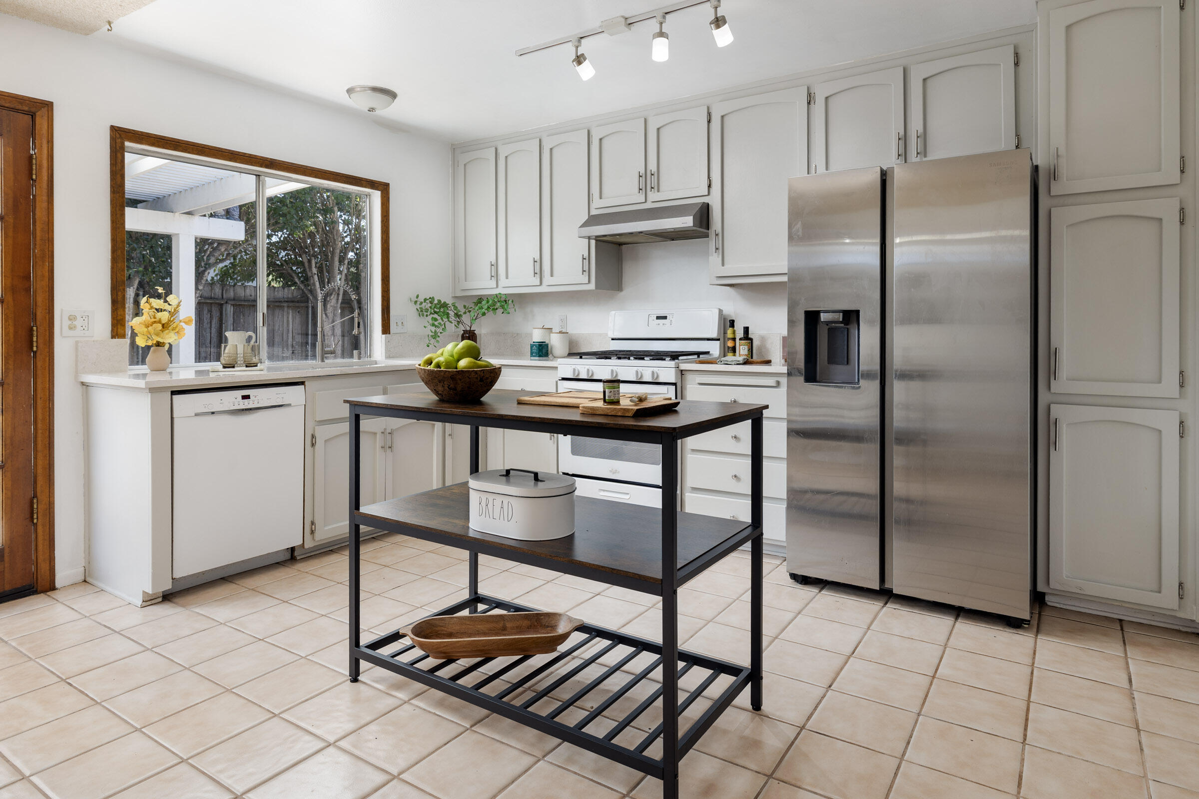 216 2nd Street
