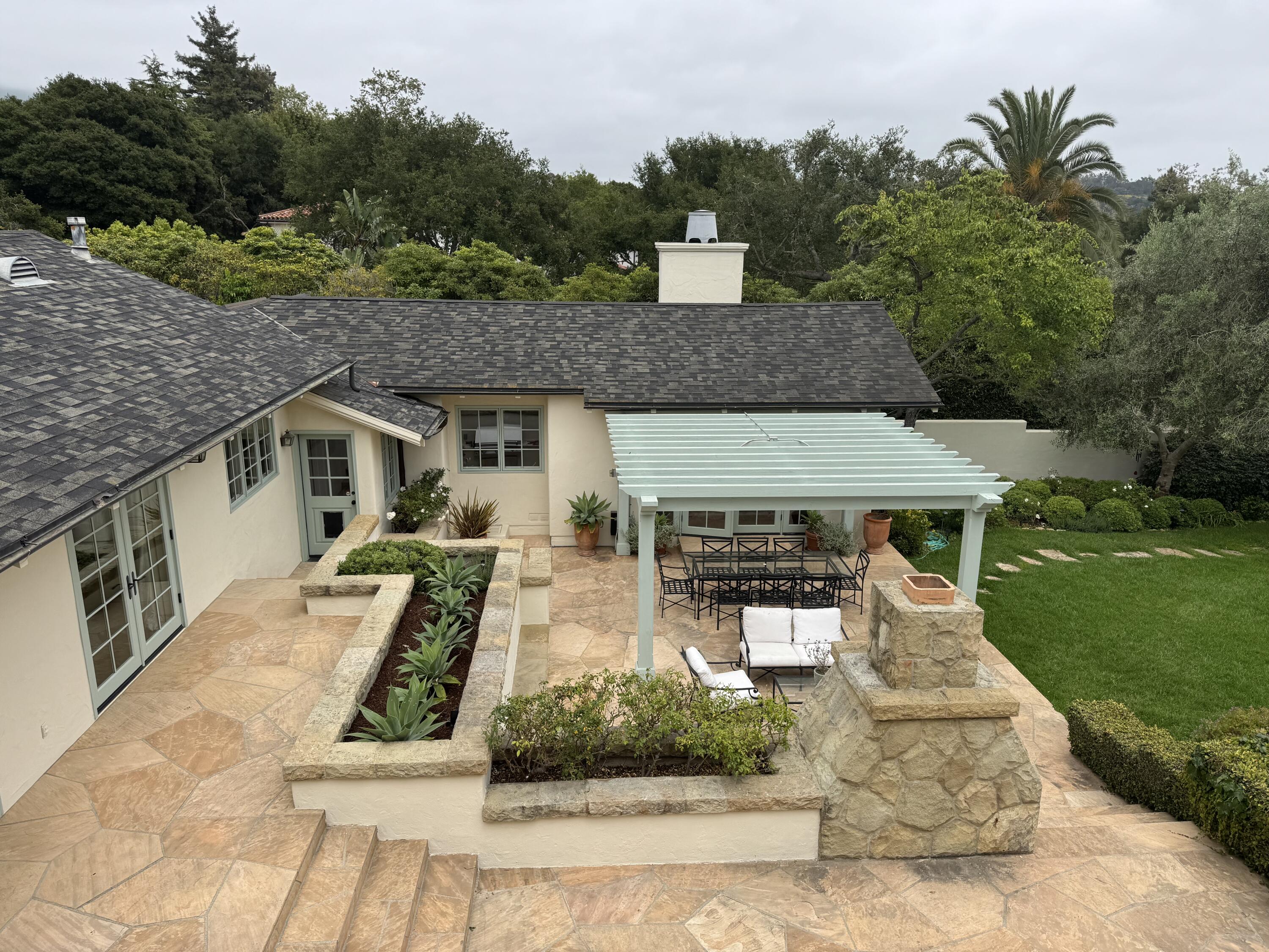 647 Tabor Lane