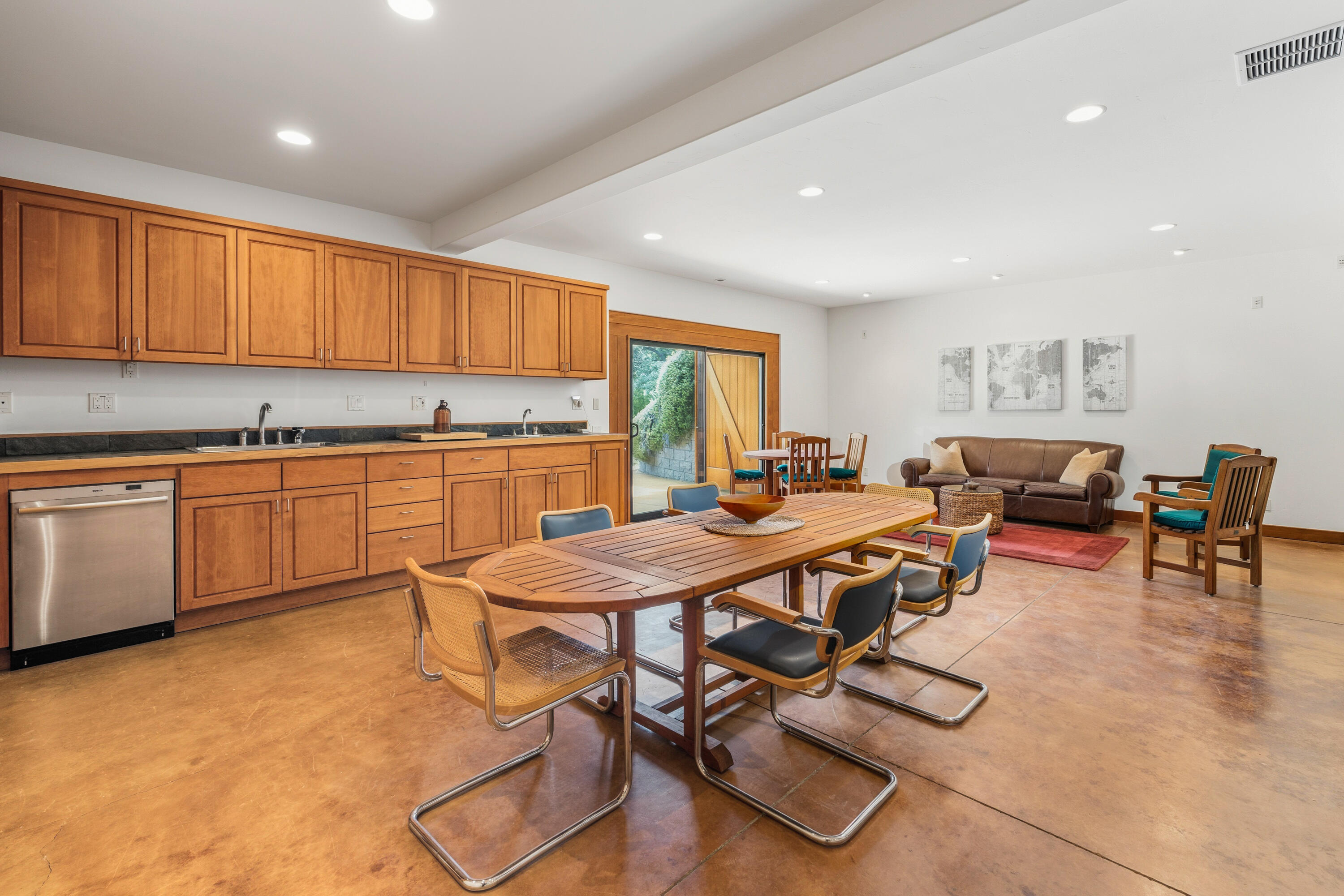 3631 Woodstock Road