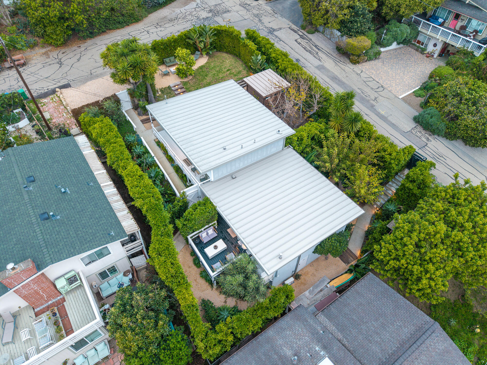 2305 Golden Gate Avenue