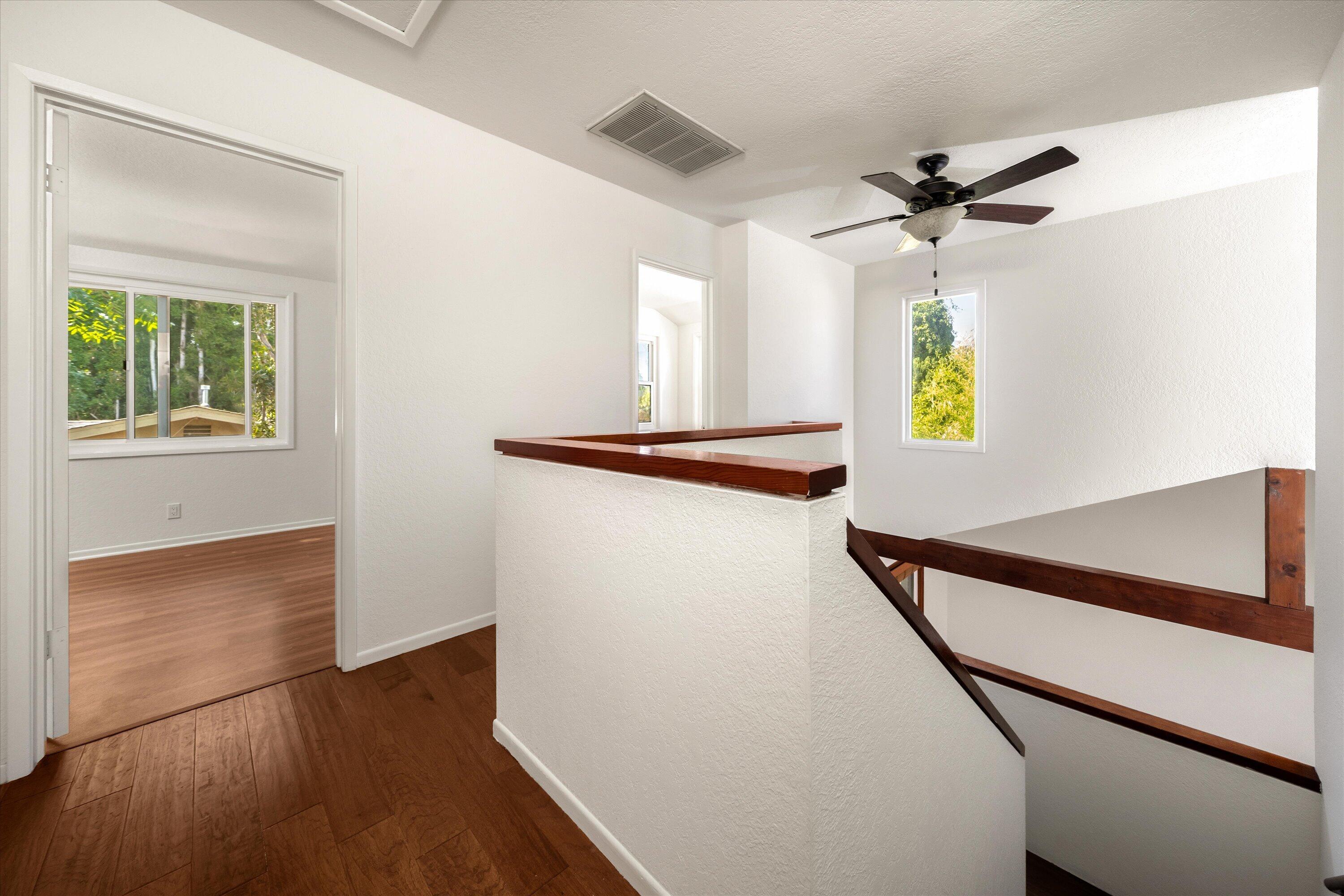 820 W Victoria Street Apt D