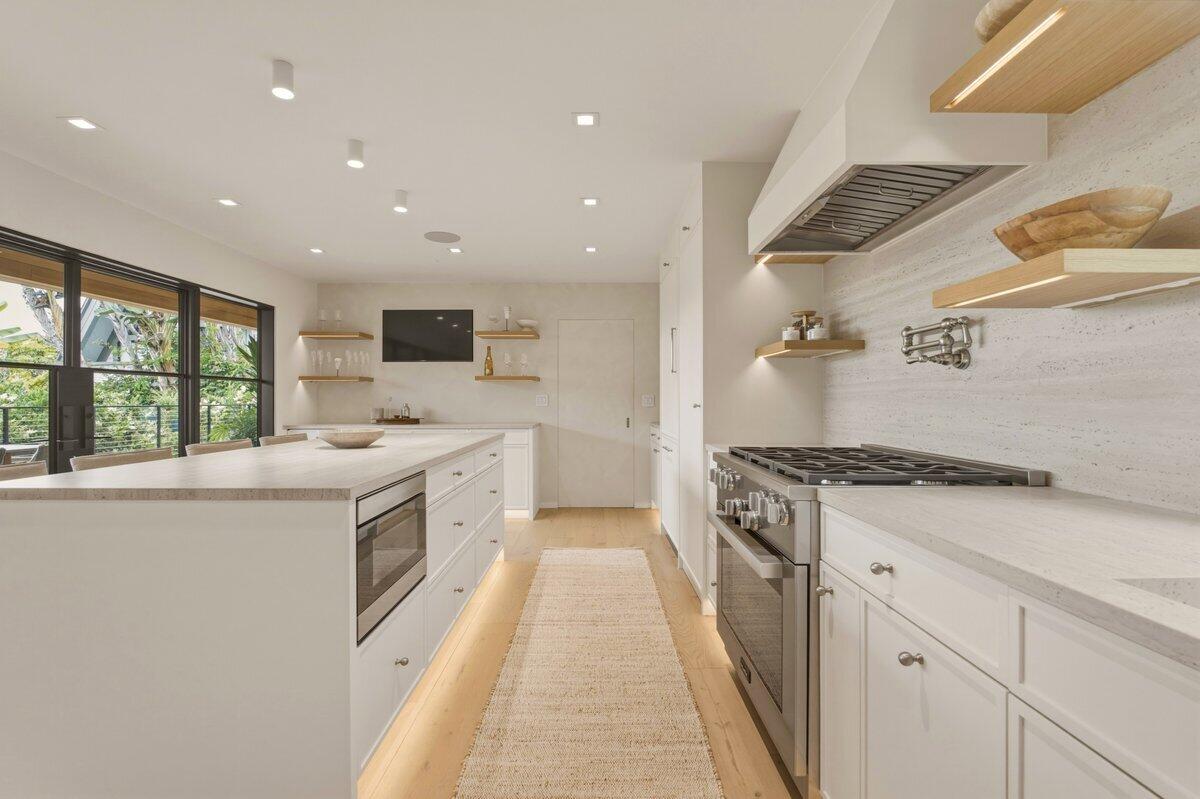 3211 Padaro Lane Lane