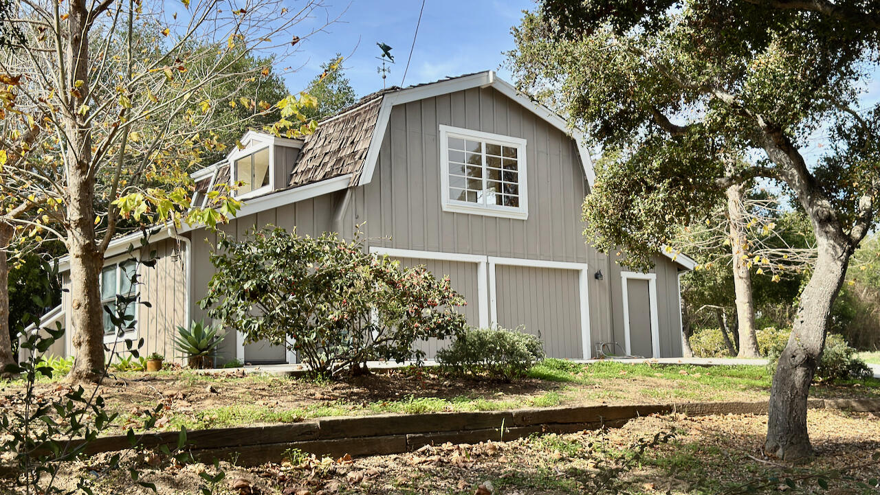 1445 School House Road