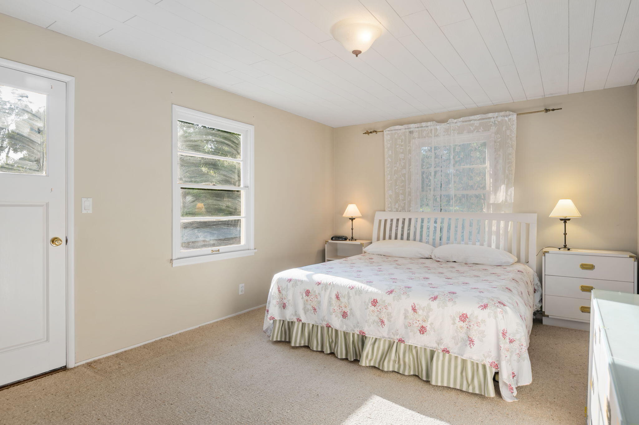 1445 School House Road
