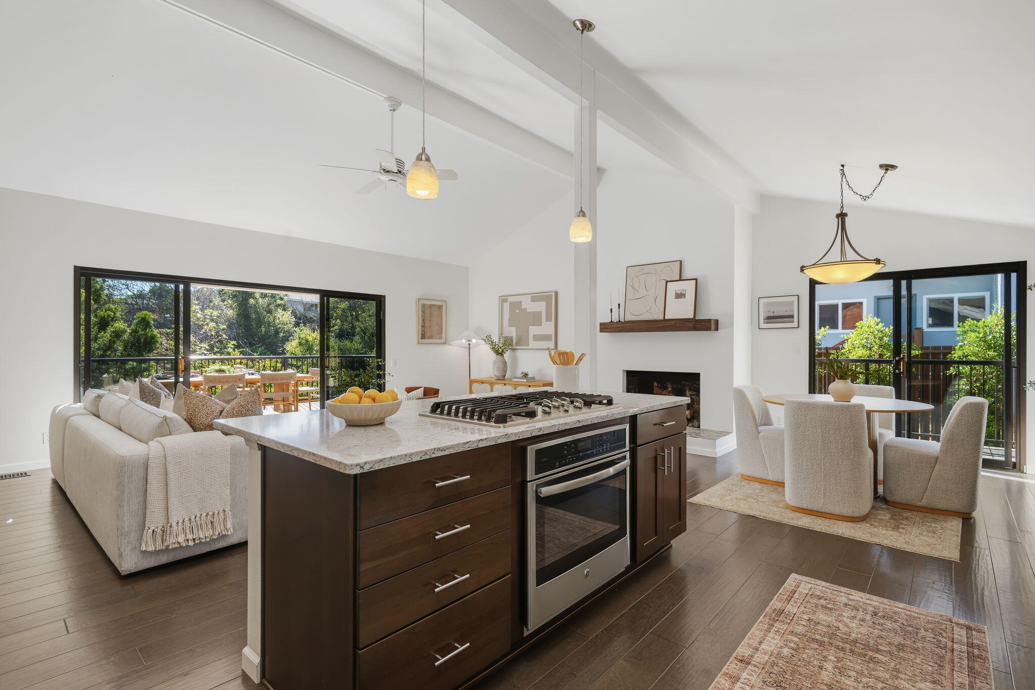 4079 Naranjo Drive