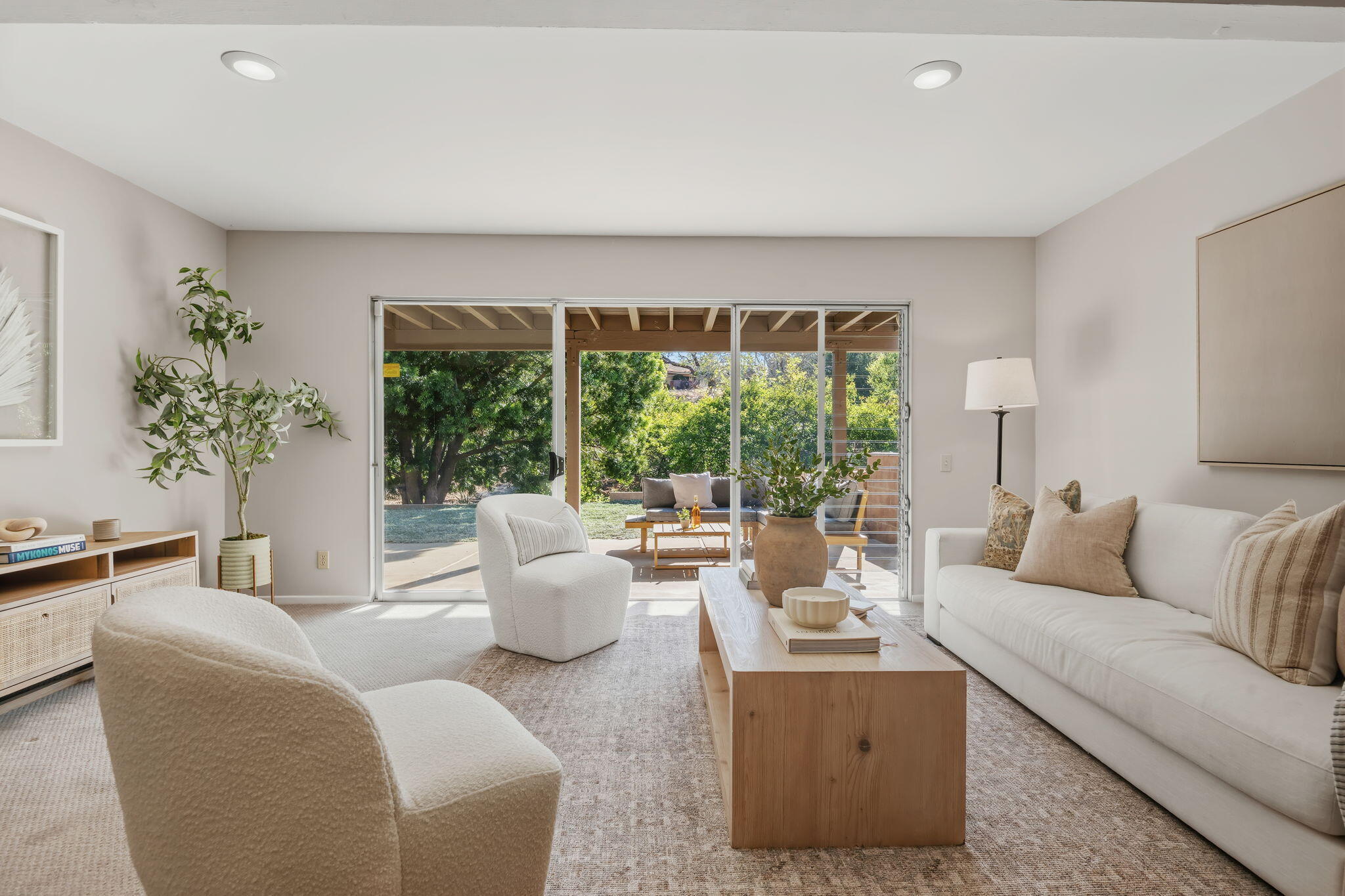 4079 Naranjo Drive