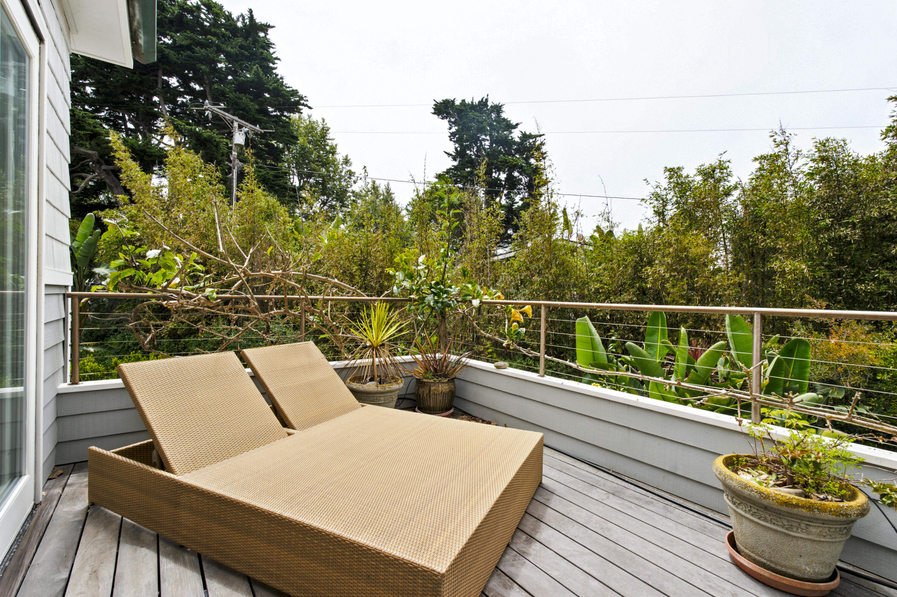 4 Rincon Point Lane