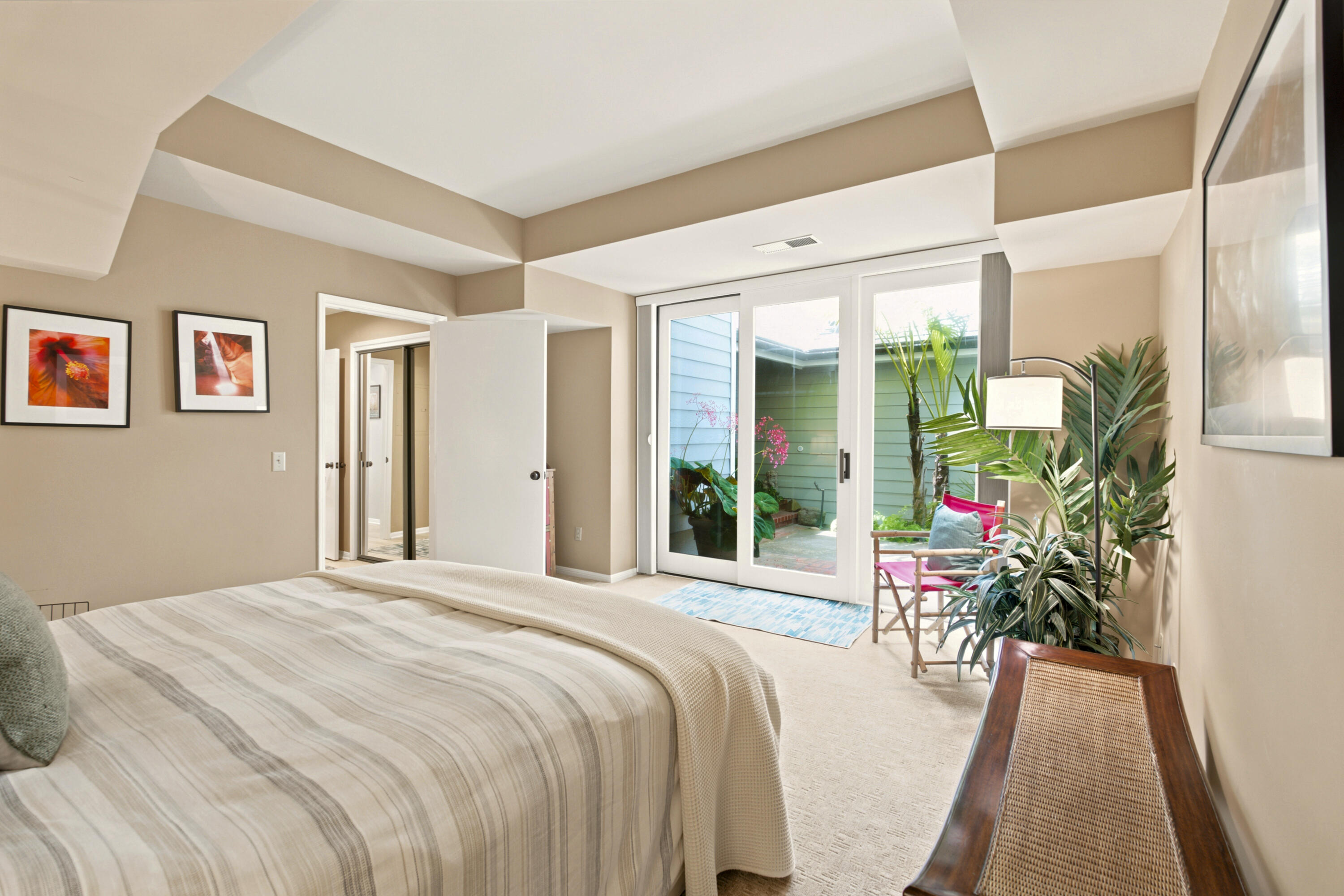 4 Rincon Point Lane
