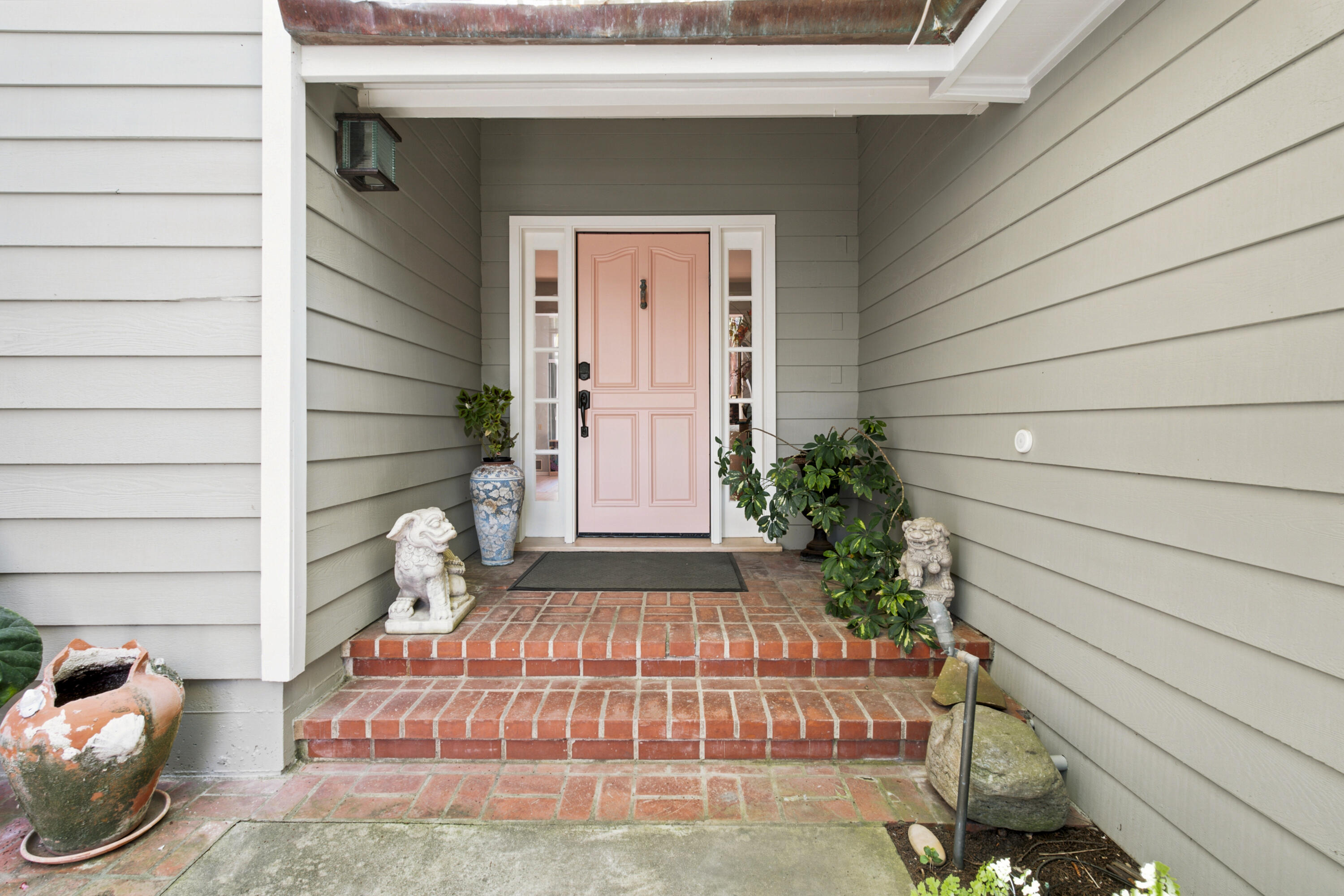 4 Rincon Point Lane