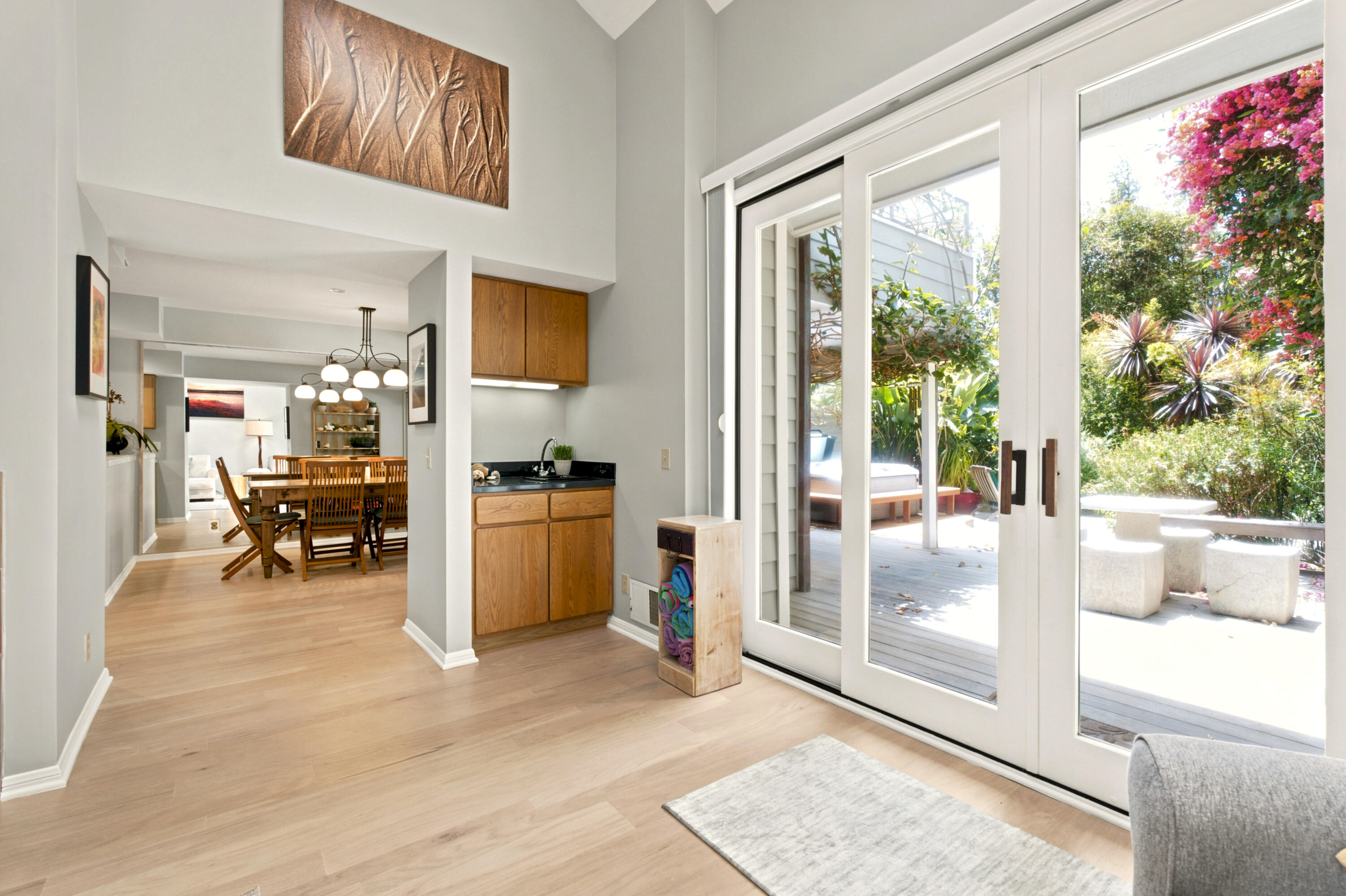 4 Rincon Point Lane