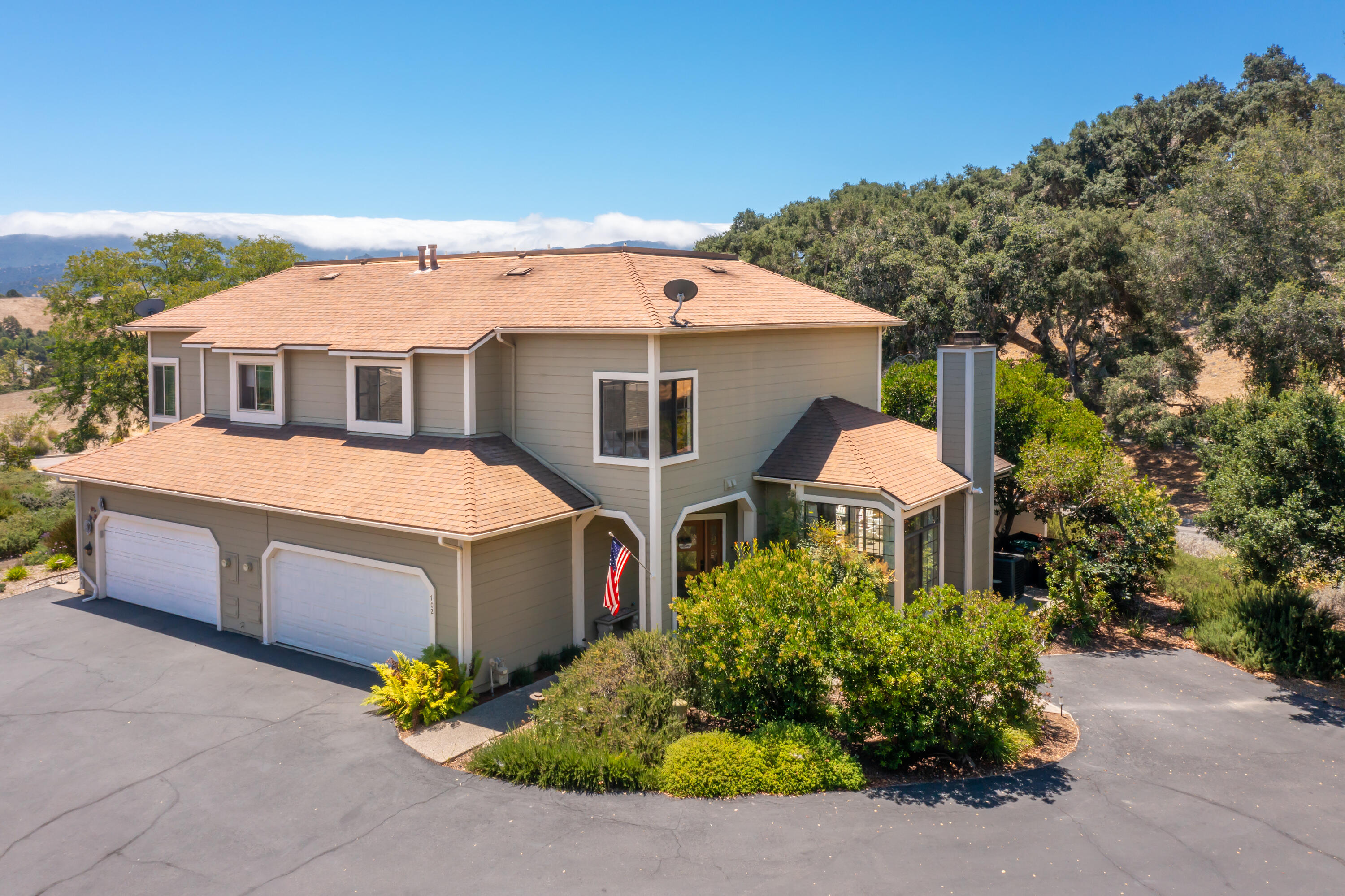 702 Hillside Drive