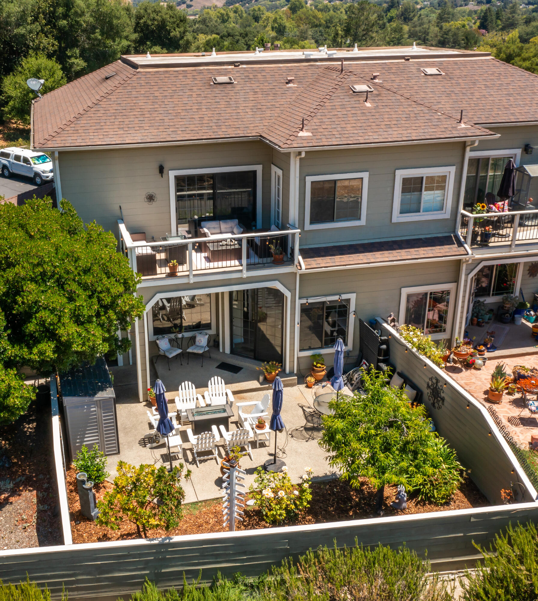 702 Hillside Drive