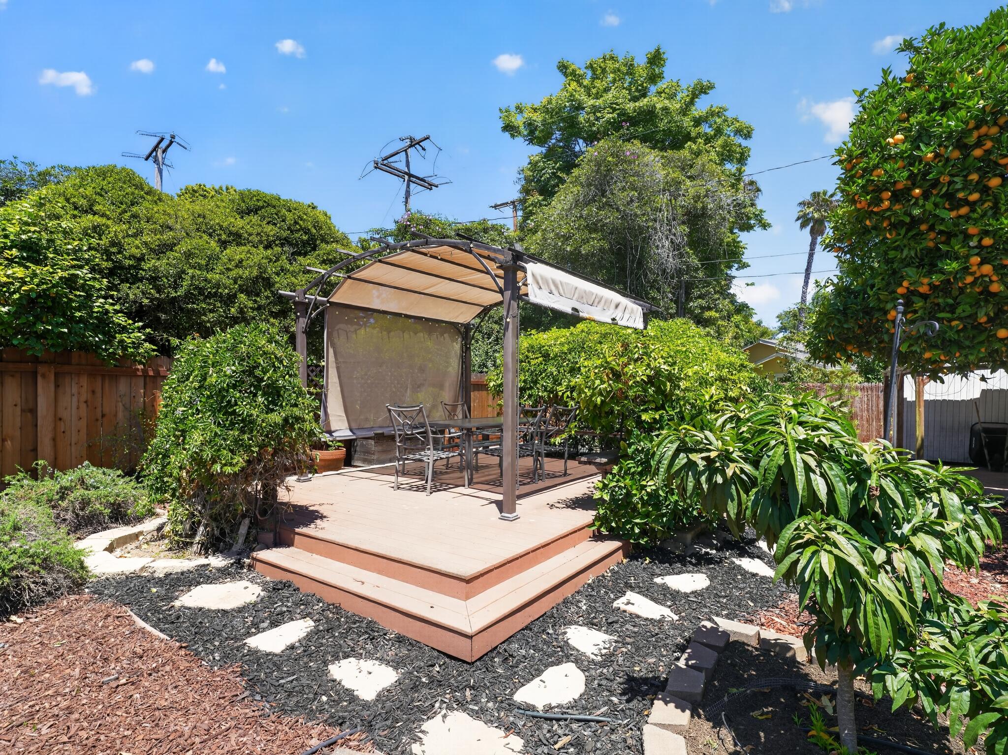 176 Lassen Drive