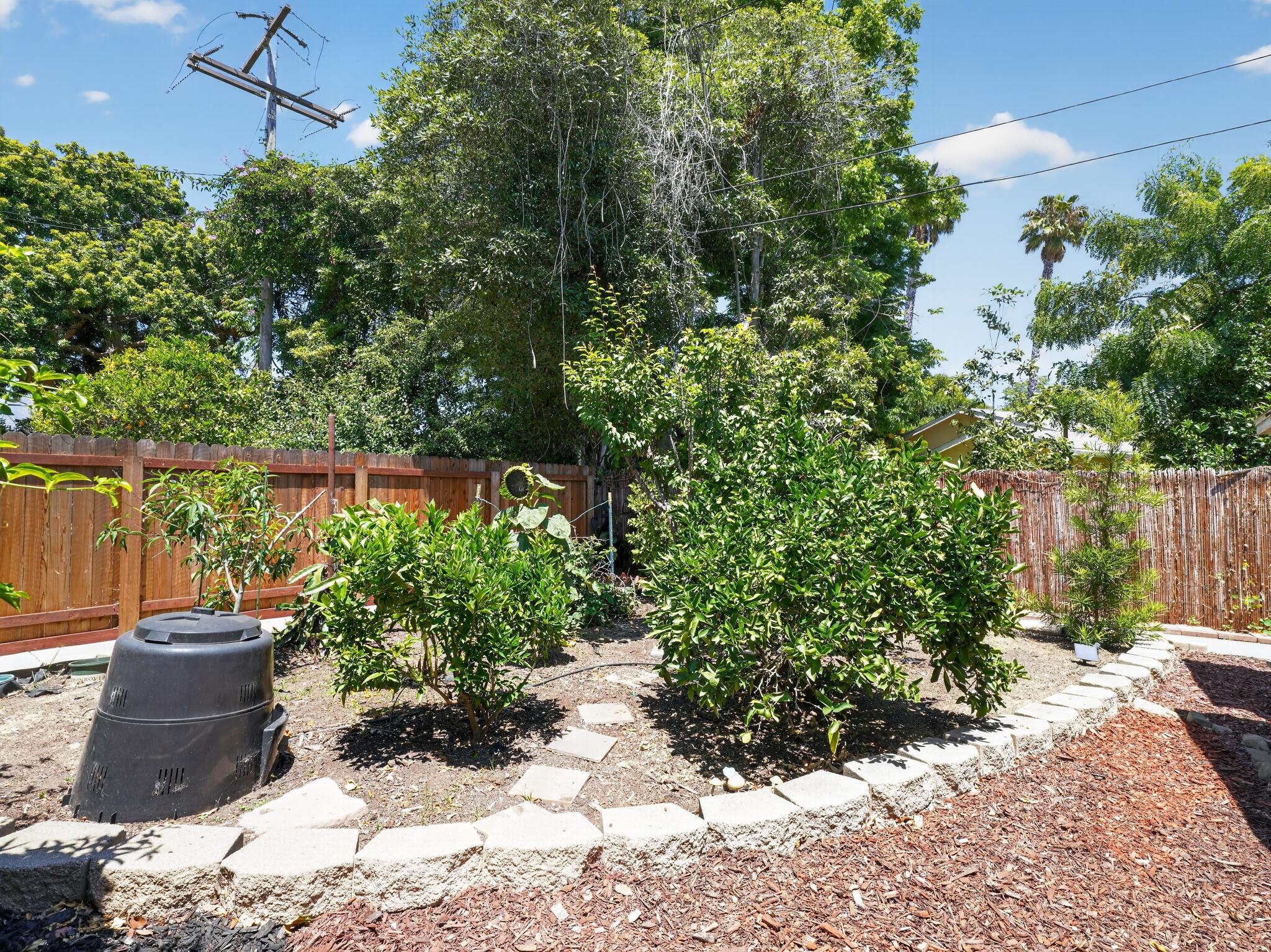 176 Lassen Drive