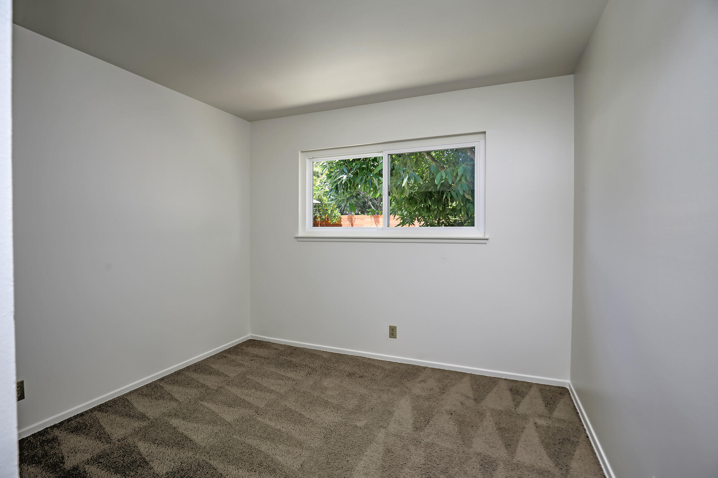 680 Edgewood Drive