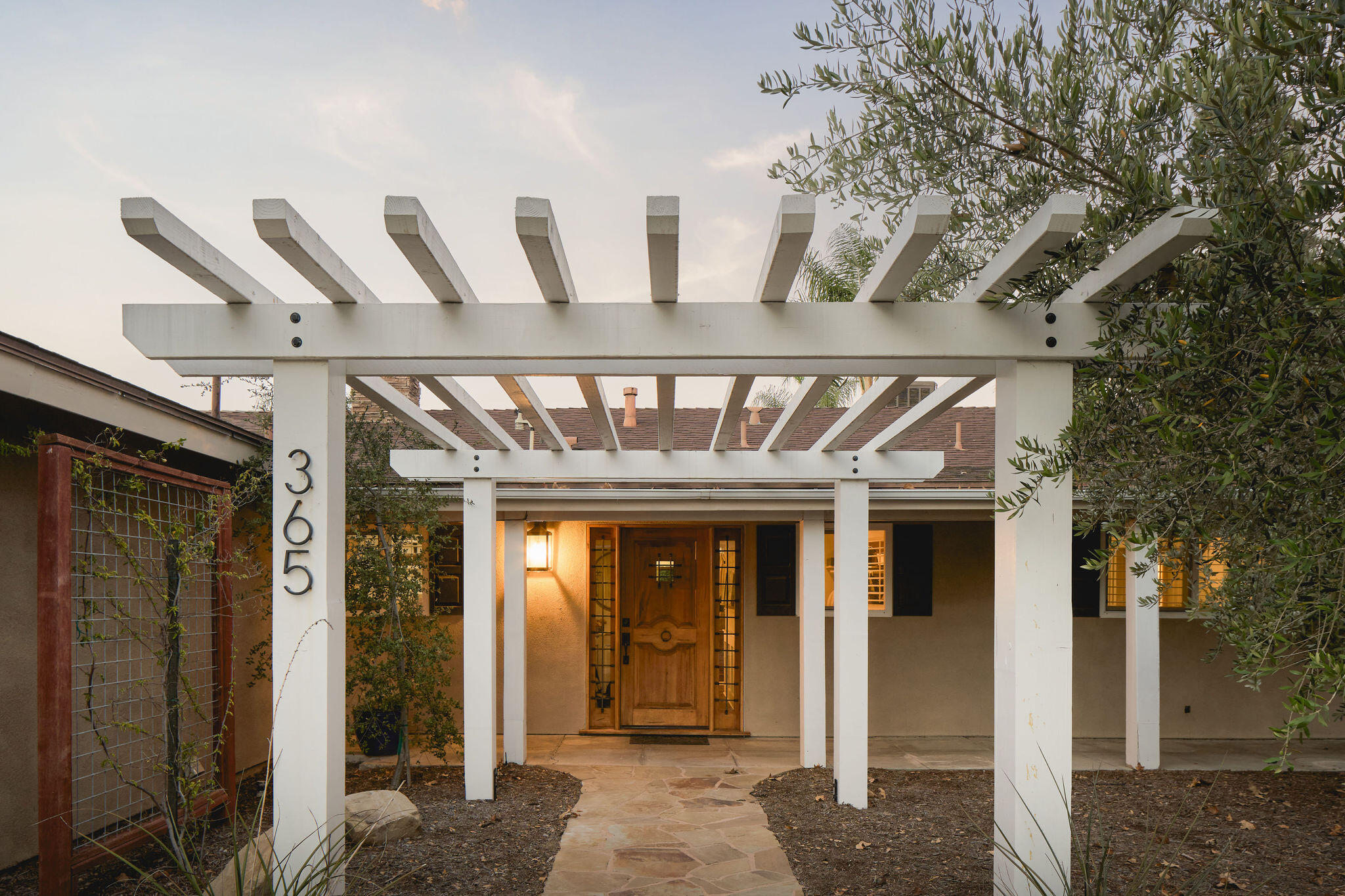 365 Encino Drive