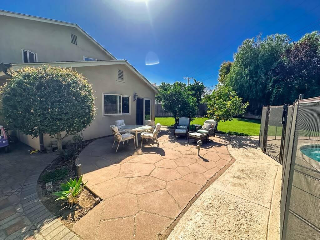 104 San Federico Avenue