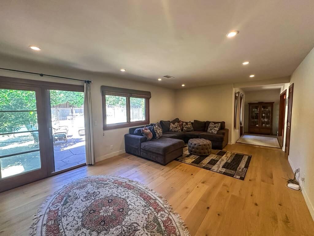 104 San Federico Avenue