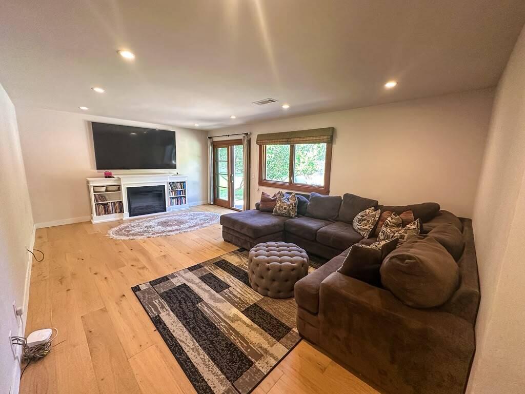 104 San Federico Avenue