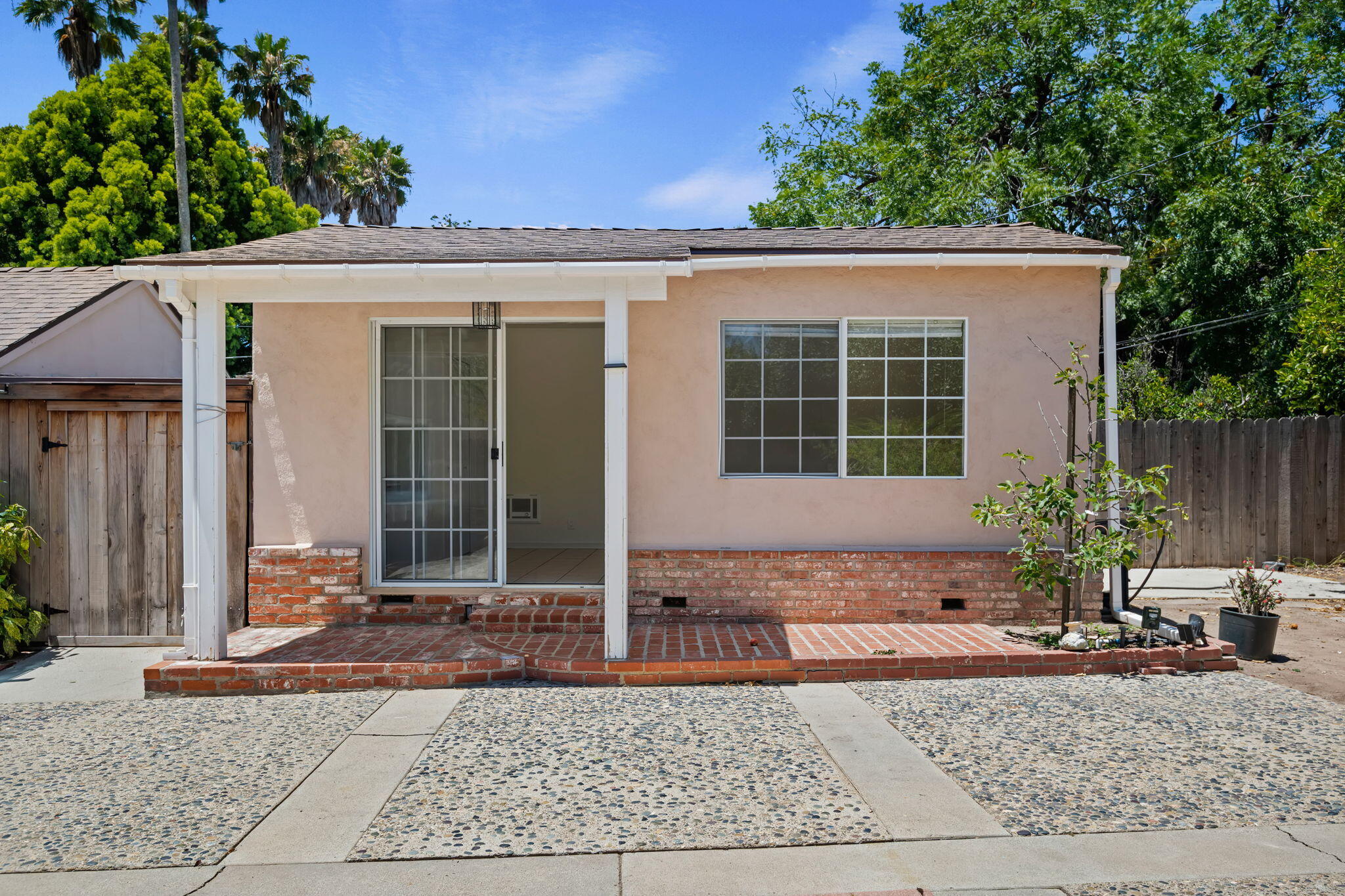 3232 Calle Pinon
