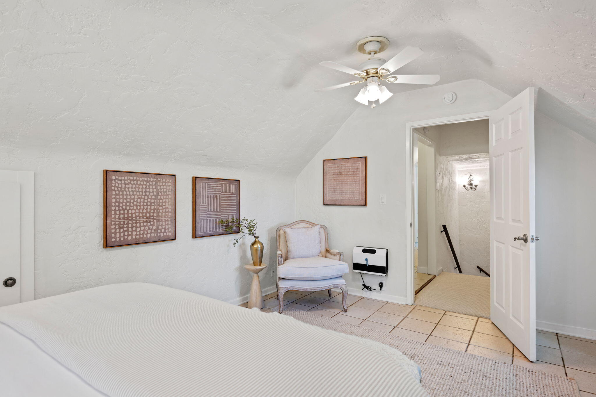 3232 Calle Pinon