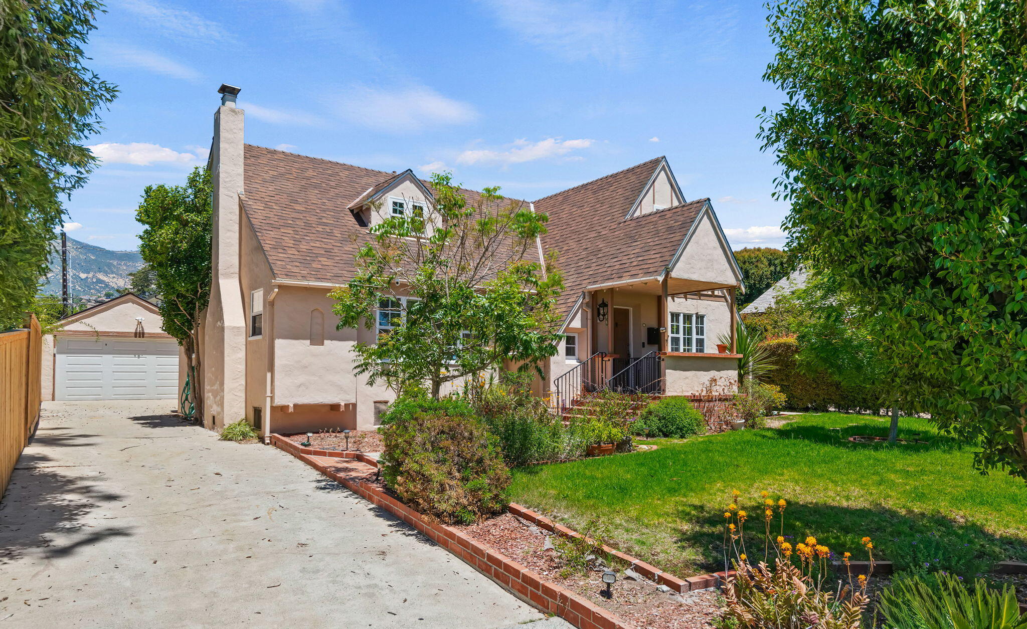 3232 Calle Pinon