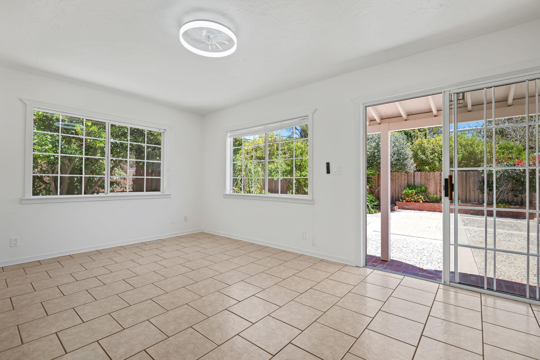 3232 Calle Pinon