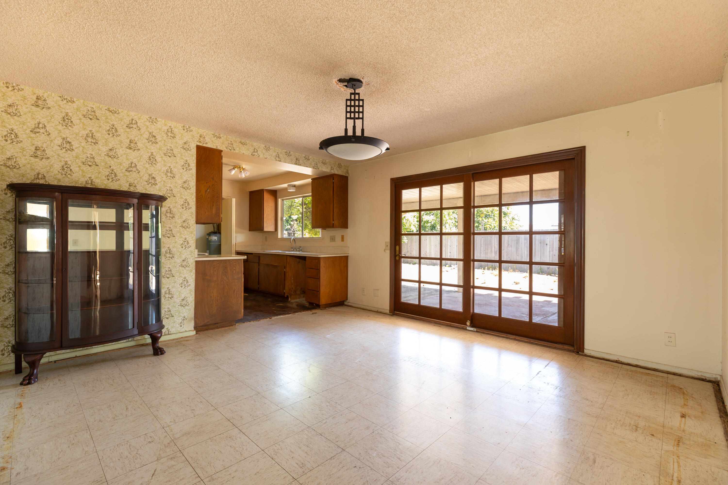 6223 Covington Way