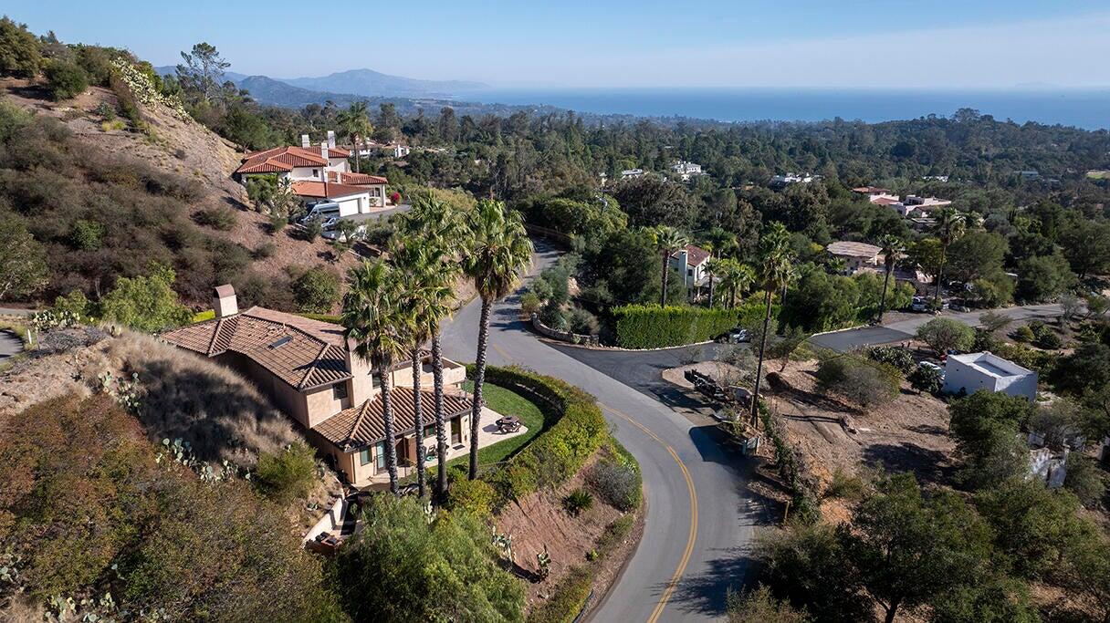 202 E Mountain Drive