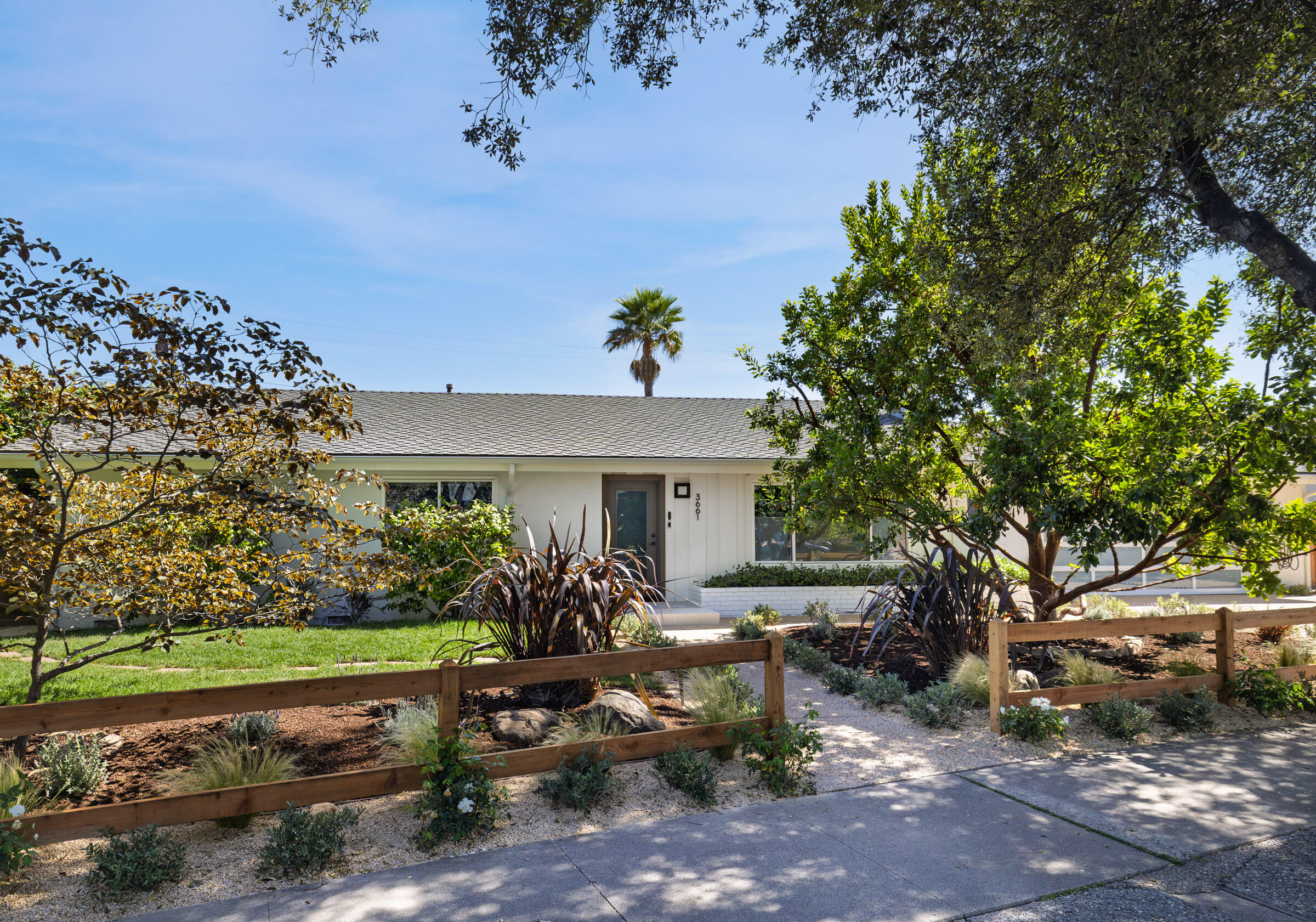 3661 Sunset Drive