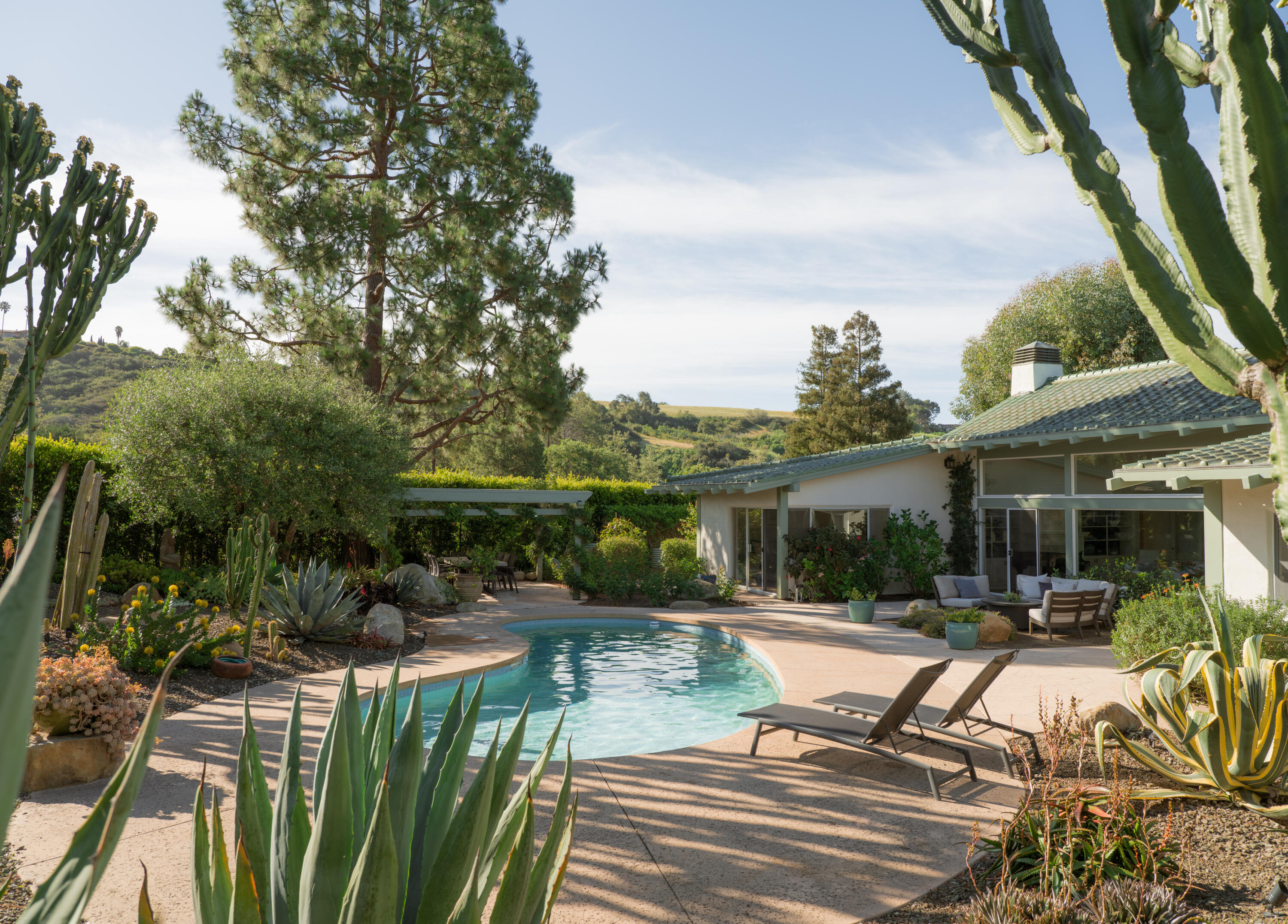 2150 Ten Acre Road