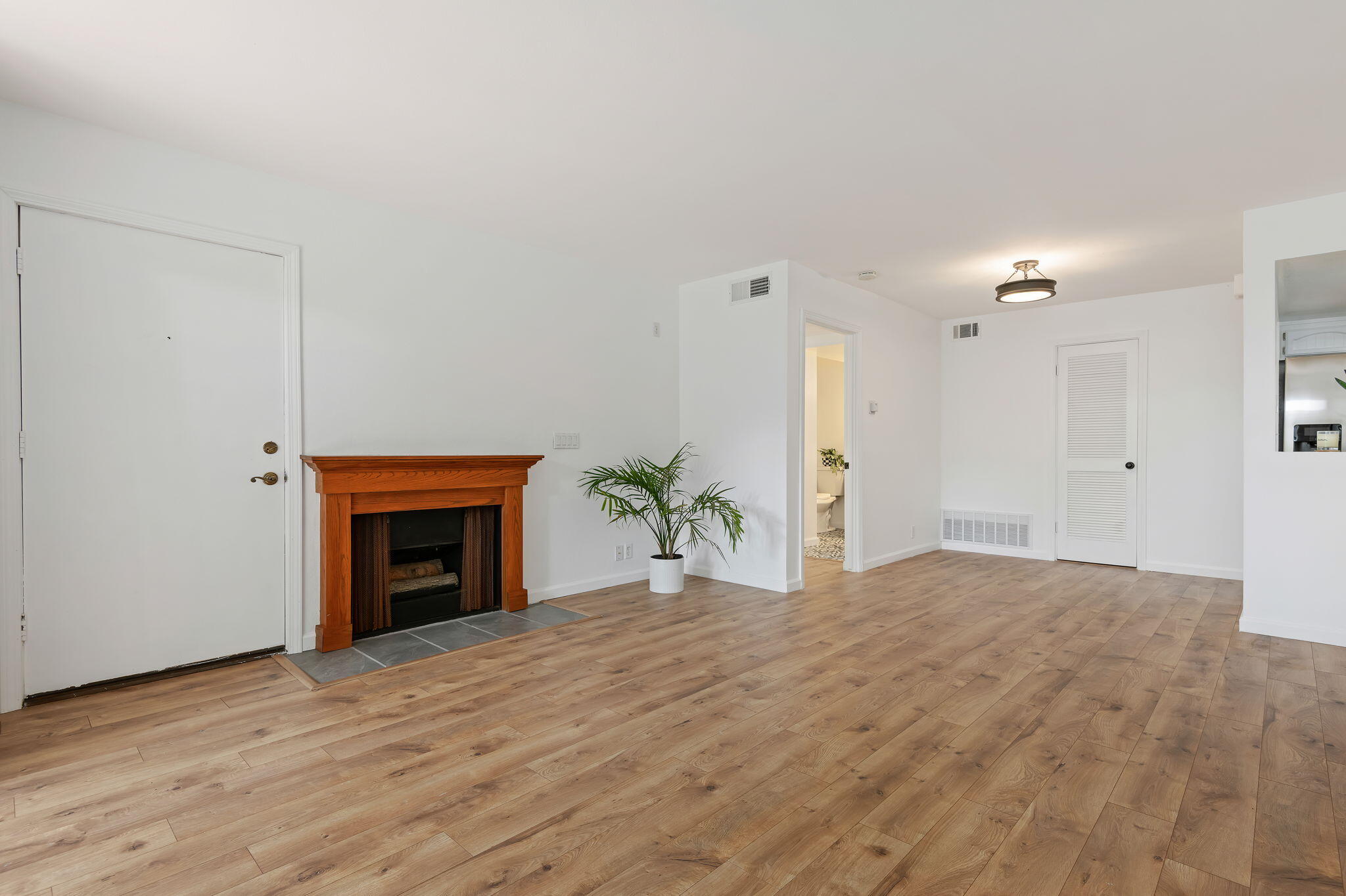 7630 Hollister Avenue Unit 119