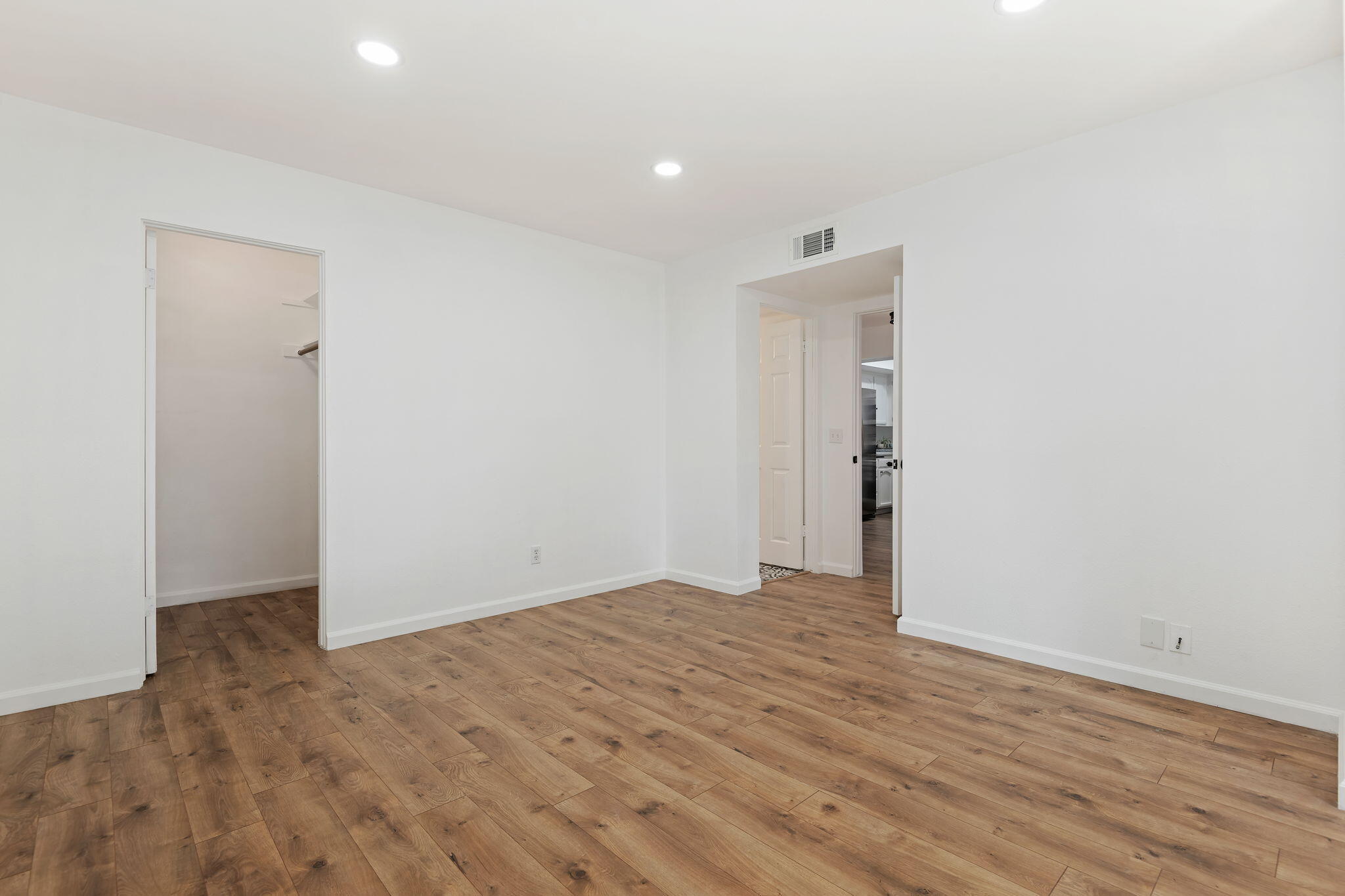 7630 Hollister Avenue Unit 119